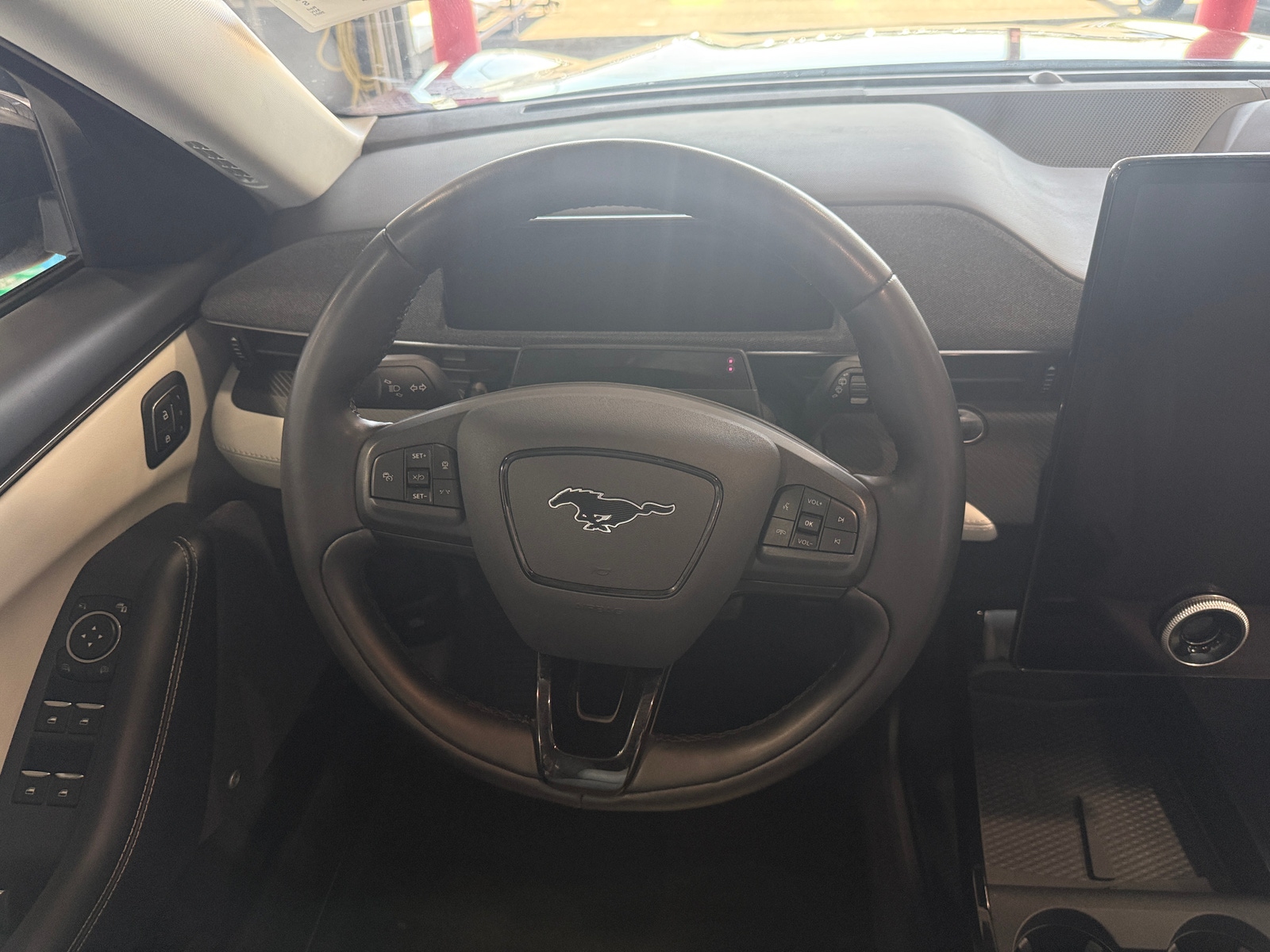 Thumbnail: 2022 Ford Mustang Mach-E - 4