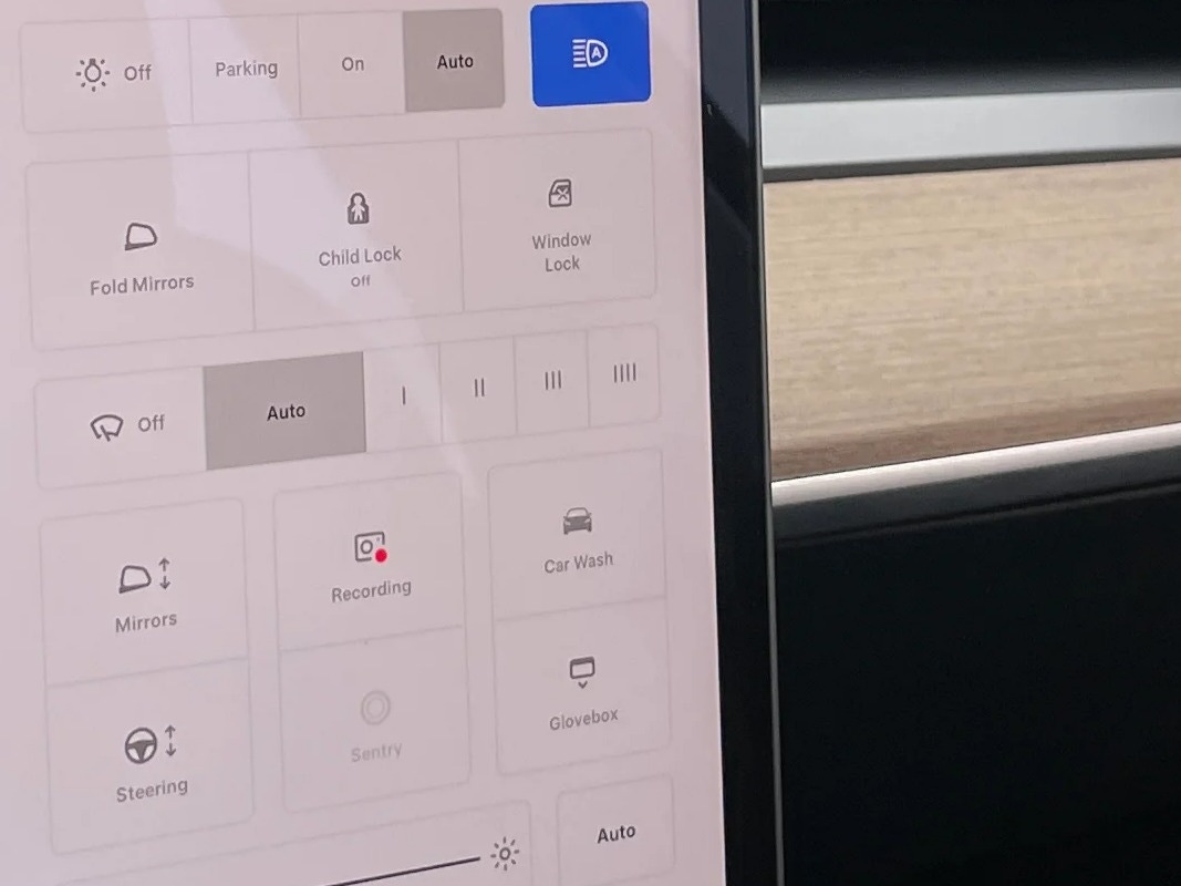 Thumbnail: 2022 Tesla Model 3 - 3