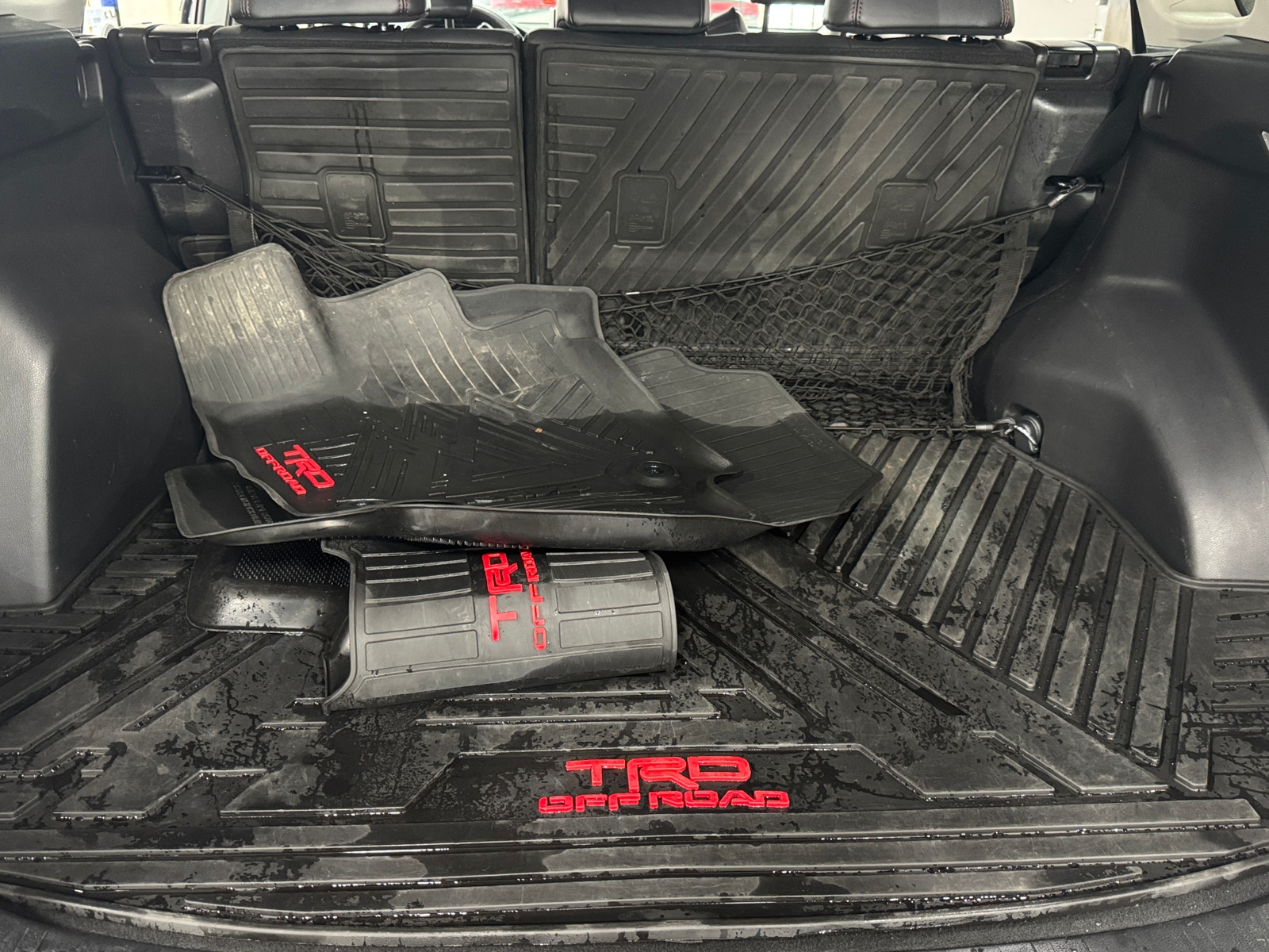 Thumbnail: 2020 Toyota RAV4 - 6