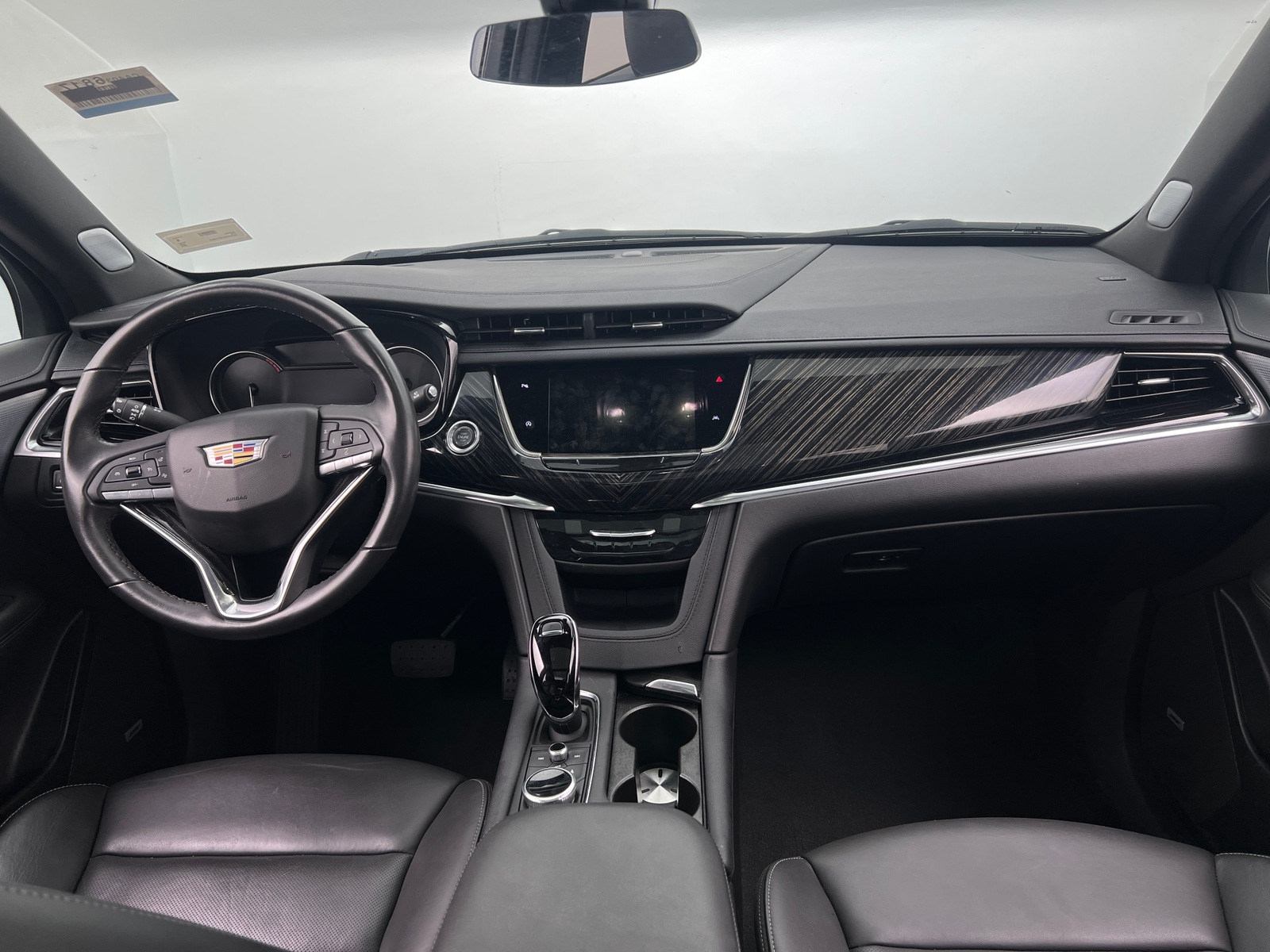 Thumbnail: 2025 Cadillac XT6 - 2