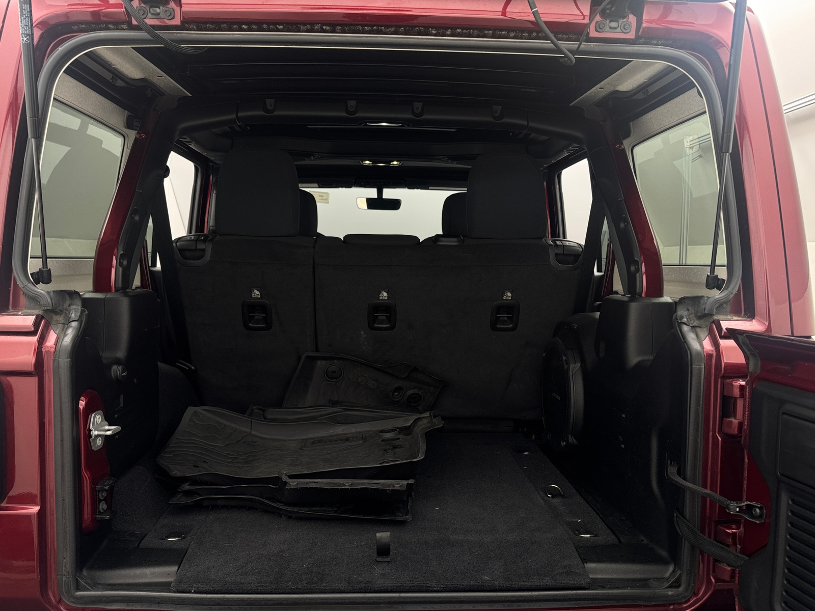 Thumbnail: 2021 Jeep Wrangler - 7