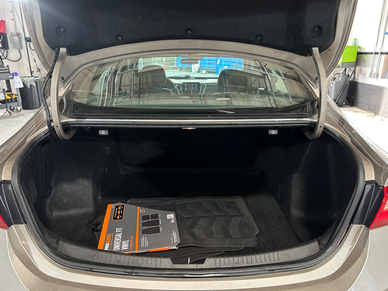 Thumbnail: 2023 Chevrolet Malibu - 7