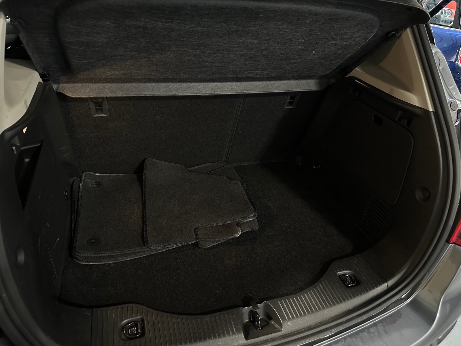 Thumbnail: 2019 Buick Encore - 6