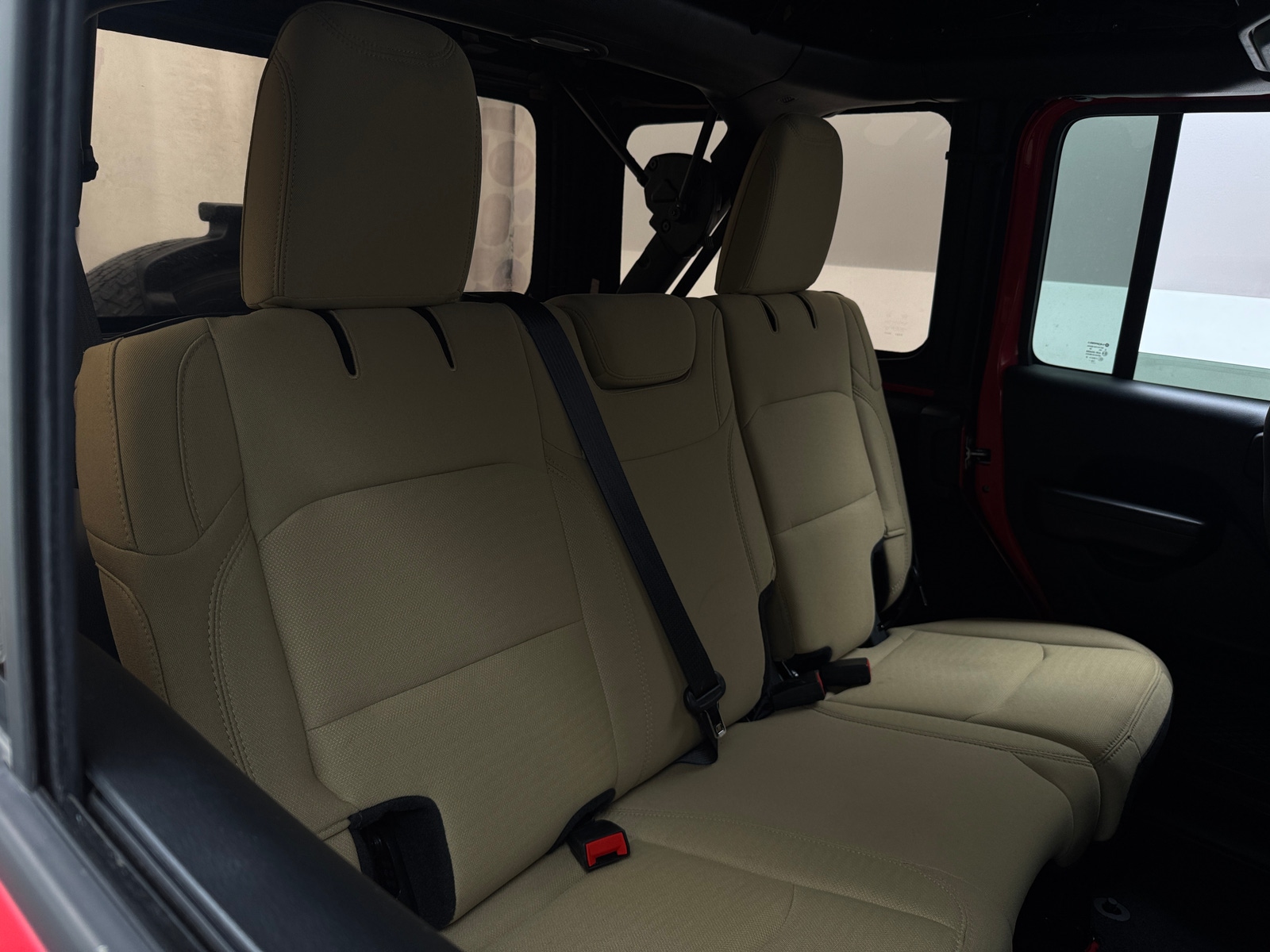 Thumbnail: 2019 Jeep Wrangler - 6