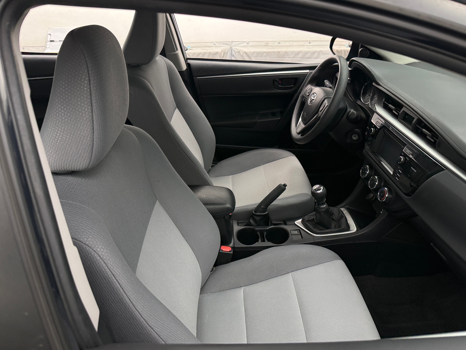 Thumbnail: 2016 Toyota Corolla - 2