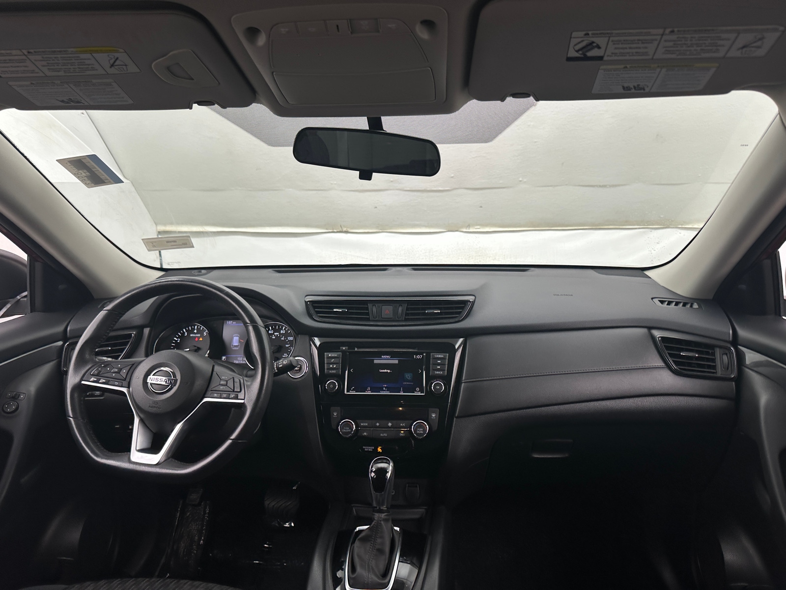 Thumbnail: 2018 Nissan Rogue - 3