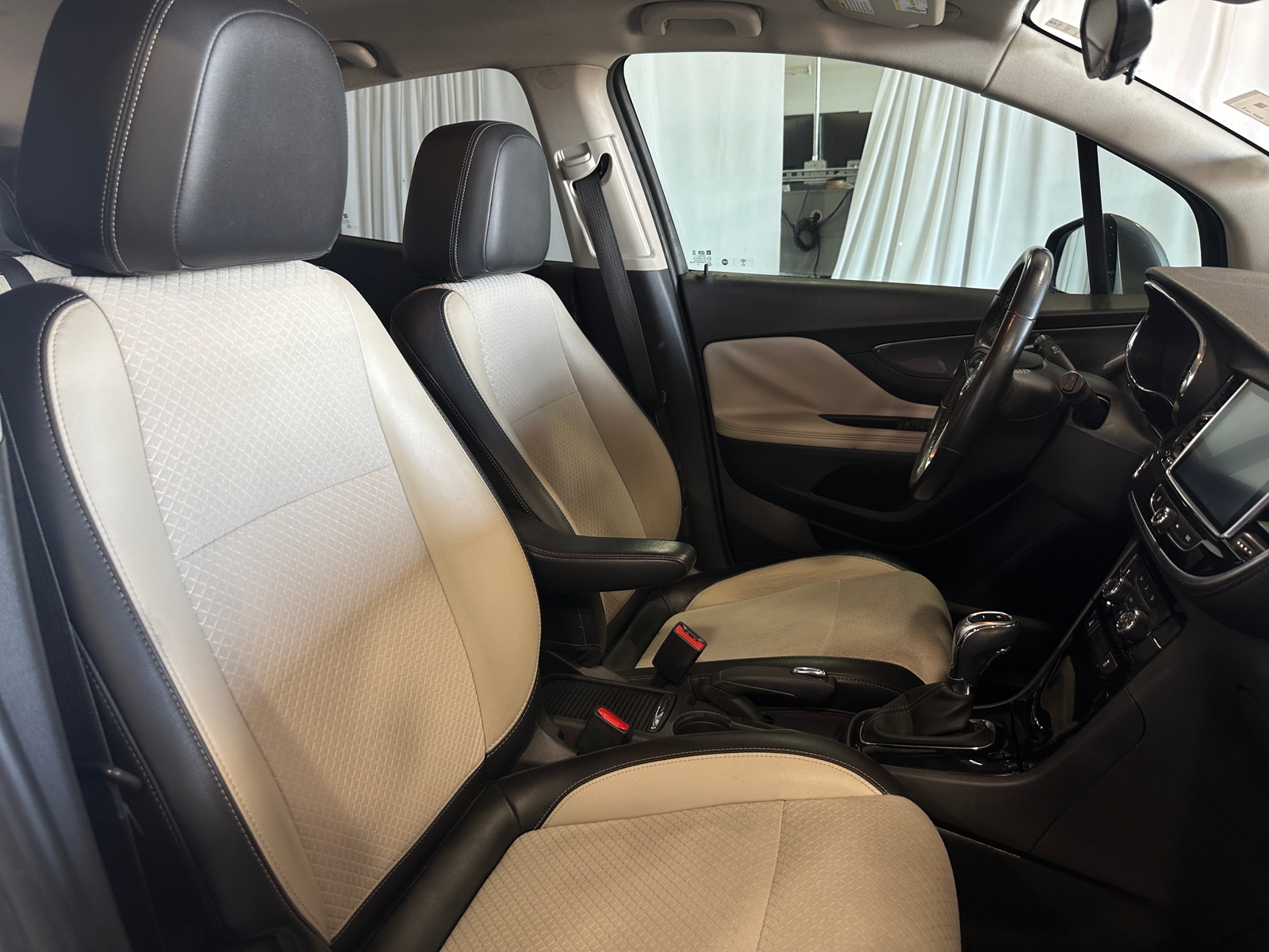 Thumbnail: 2019 Buick Encore - 2