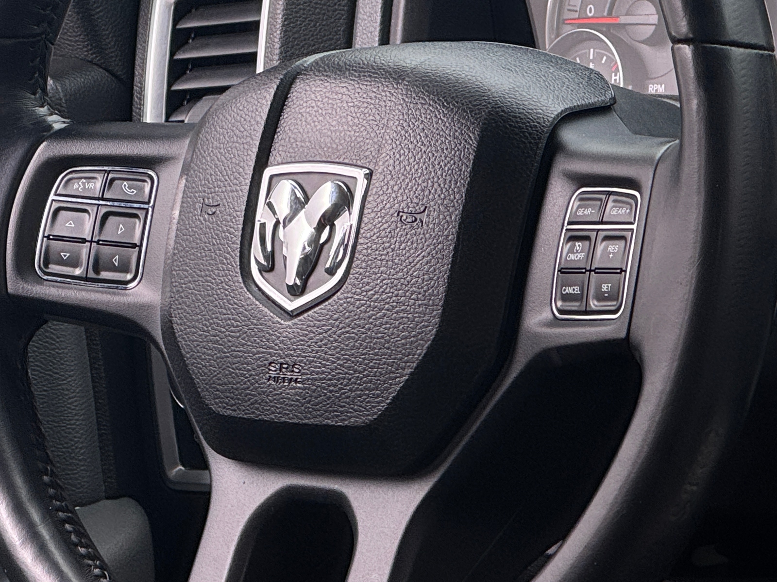 Thumbnail: 2019 RAM 1500 Classic - 5