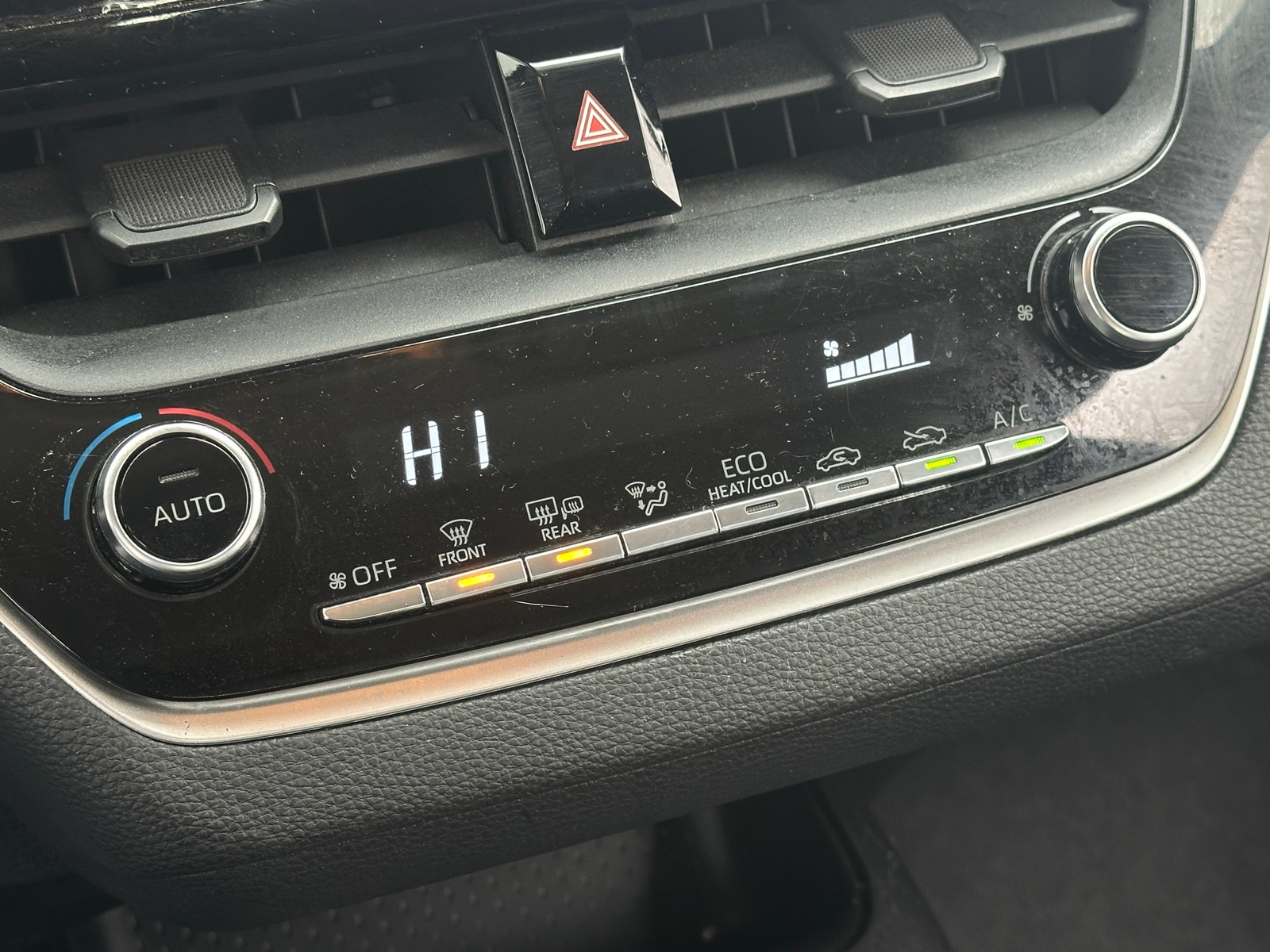 Thumbnail: 2020 Toyota Corolla - 4