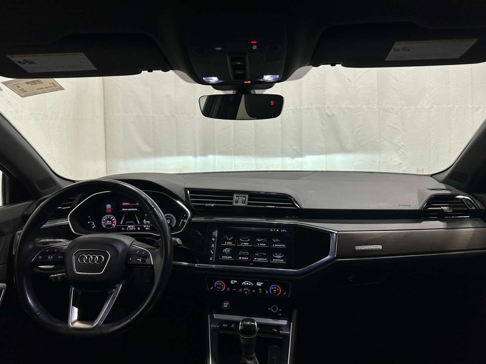 Thumbnail: 2020 Audi Q3 - 2