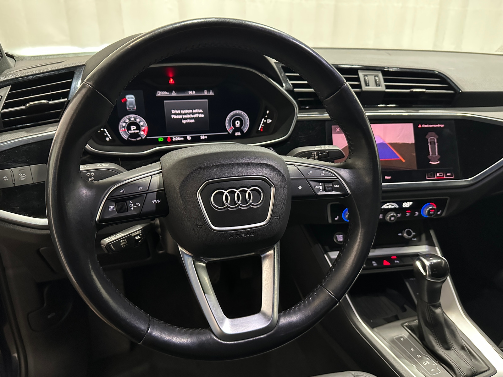 Thumbnail: 2020 Audi Q3 - 4