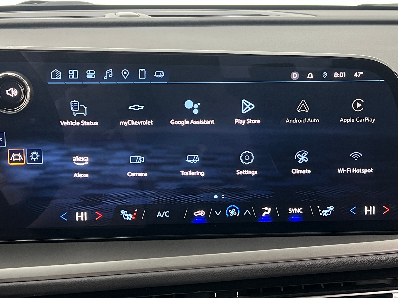 Thumbnail: 2025 Chevrolet Traverse - 4