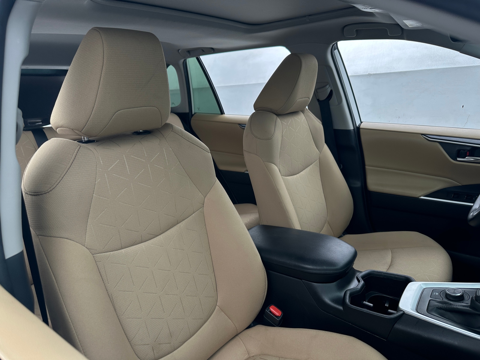 Thumbnail: 2022 Toyota RAV4 - 2