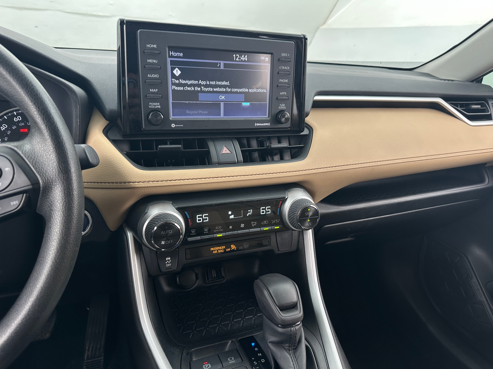 Thumbnail: 2022 Toyota RAV4 - 4