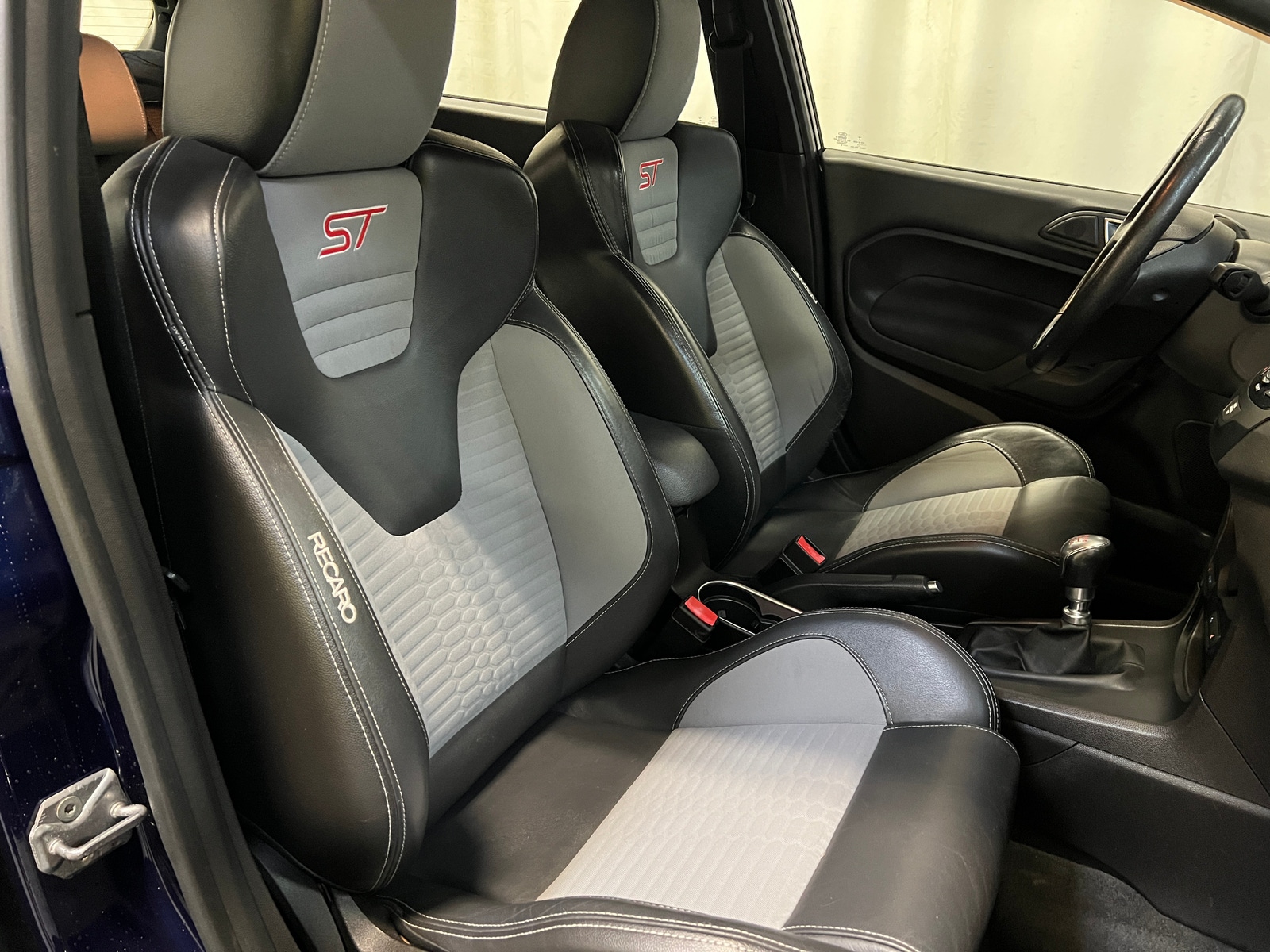 Thumbnail: 2016 Ford Fiesta - 2