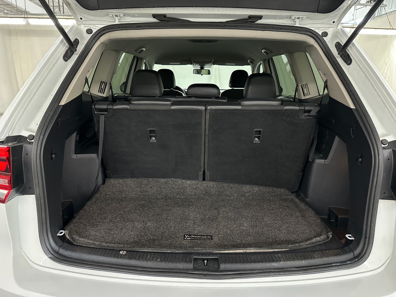 Thumbnail: 2018 Volkswagen Atlas - 6