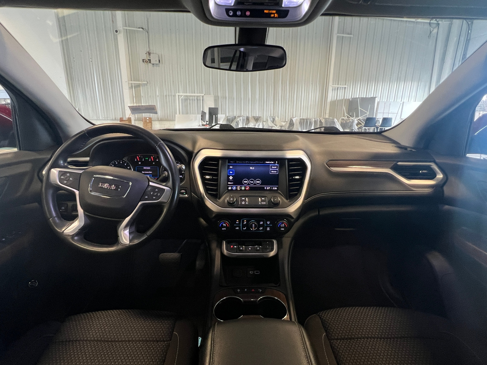 Thumbnail: 2020 GMC Acadia - 3