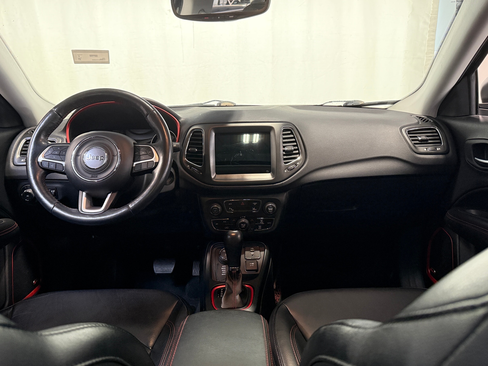 Thumbnail: 2017 Jeep Compass - 2