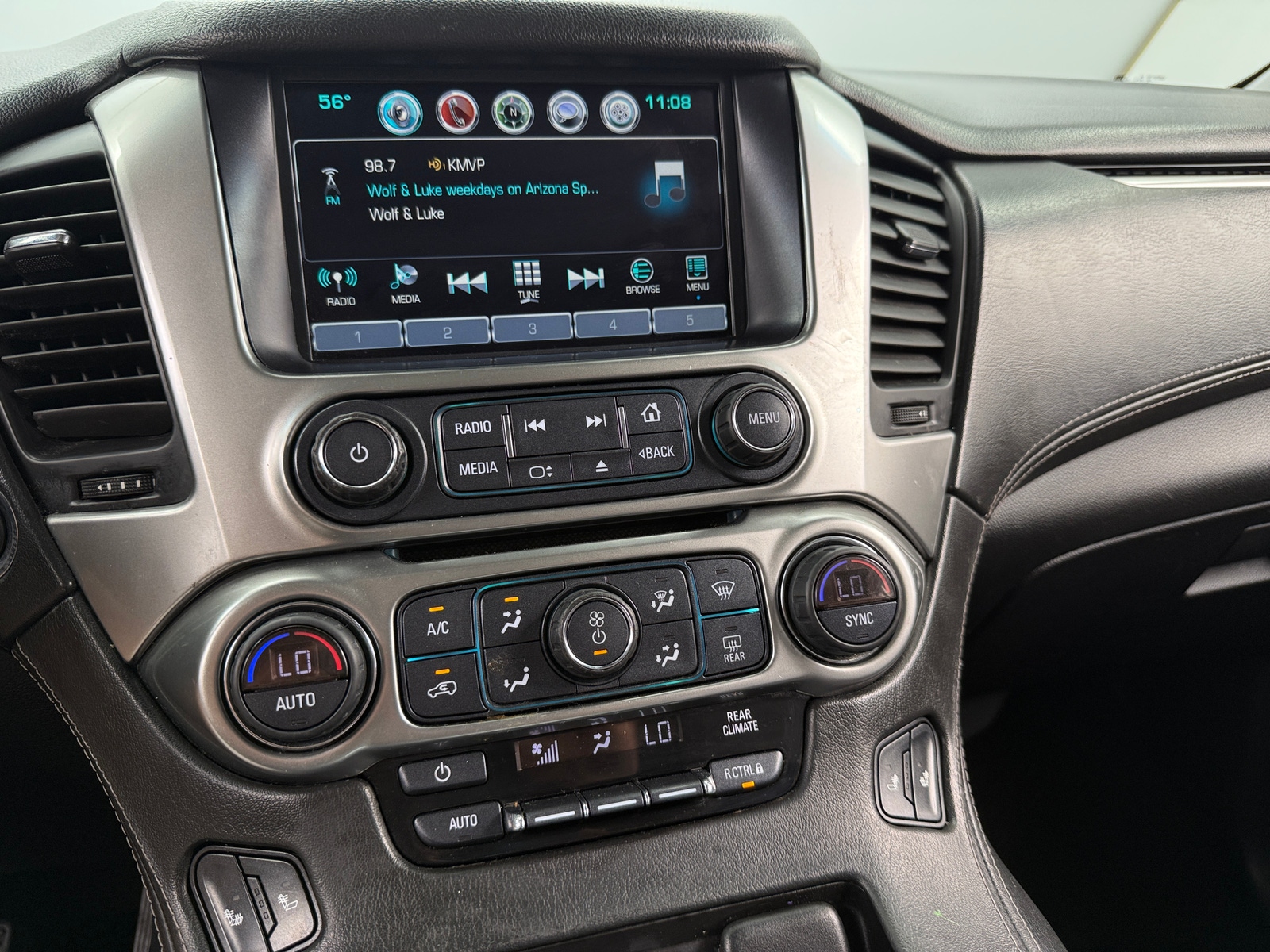 Thumbnail: 2017 Chevrolet Tahoe - 3