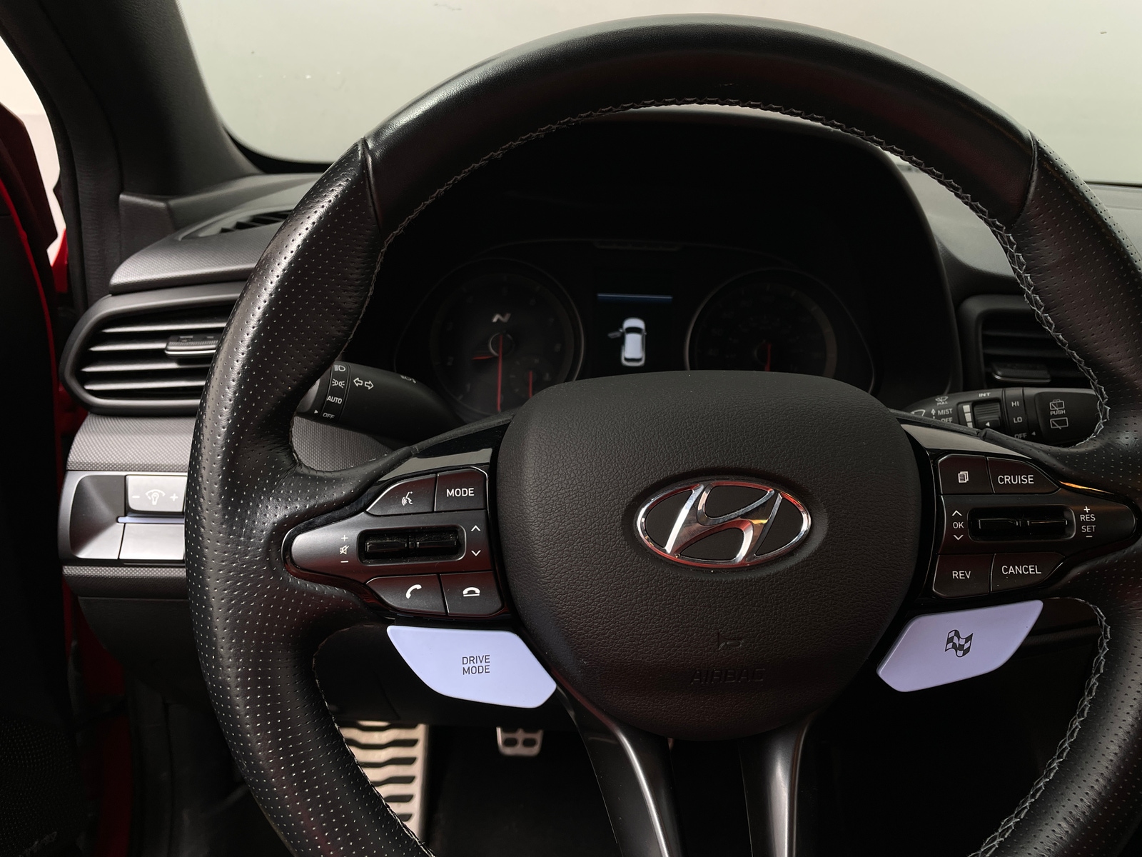 Thumbnail: 2020 Hyundai Veloster - 4