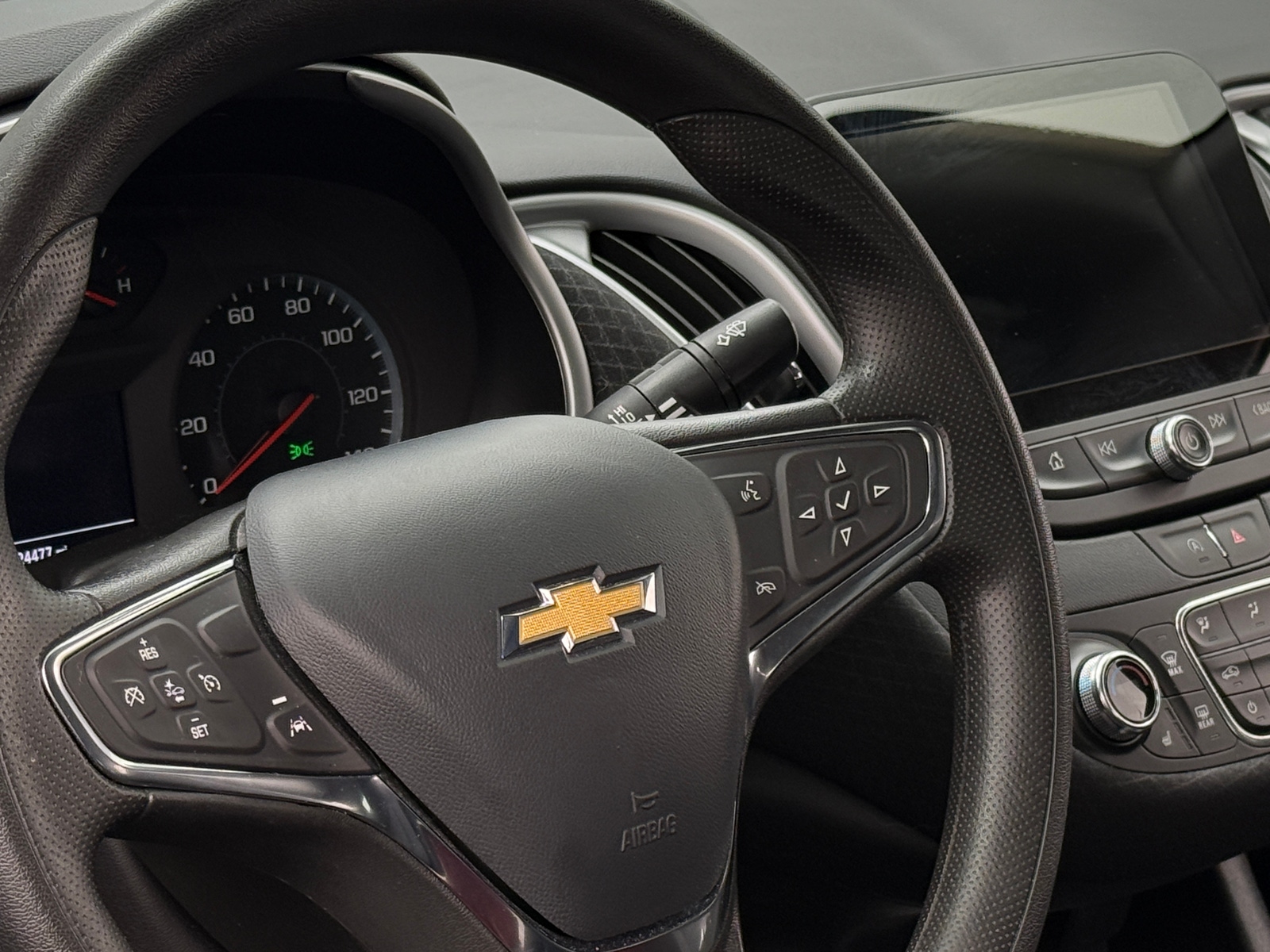 Thumbnail: 2024 Chevrolet Malibu - 5