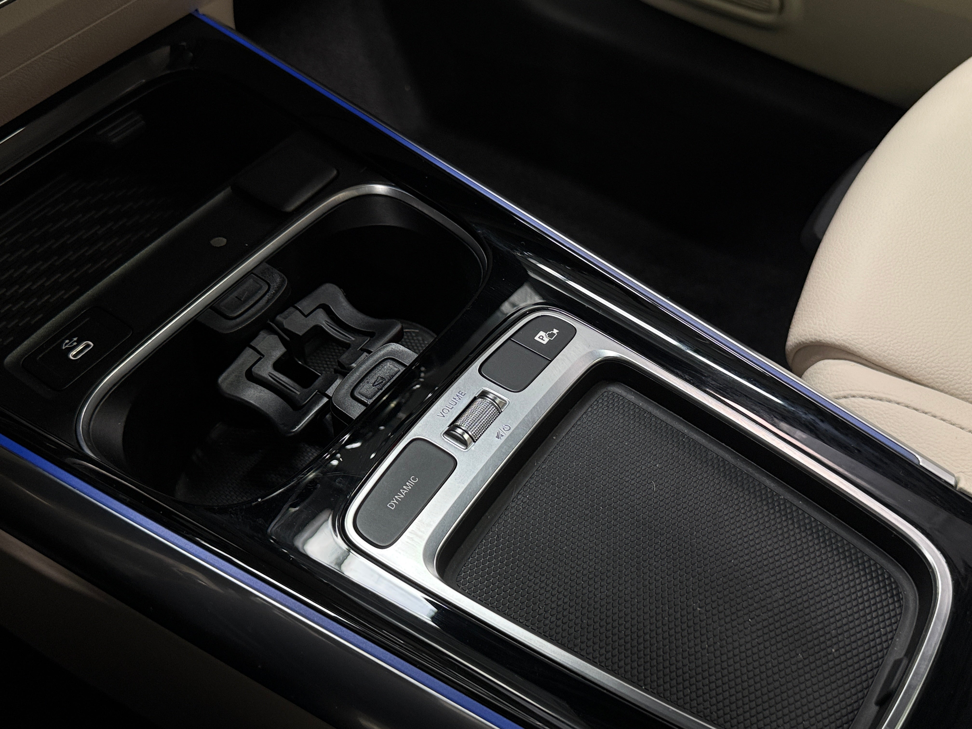 2025 Mercedes-Benz GLA