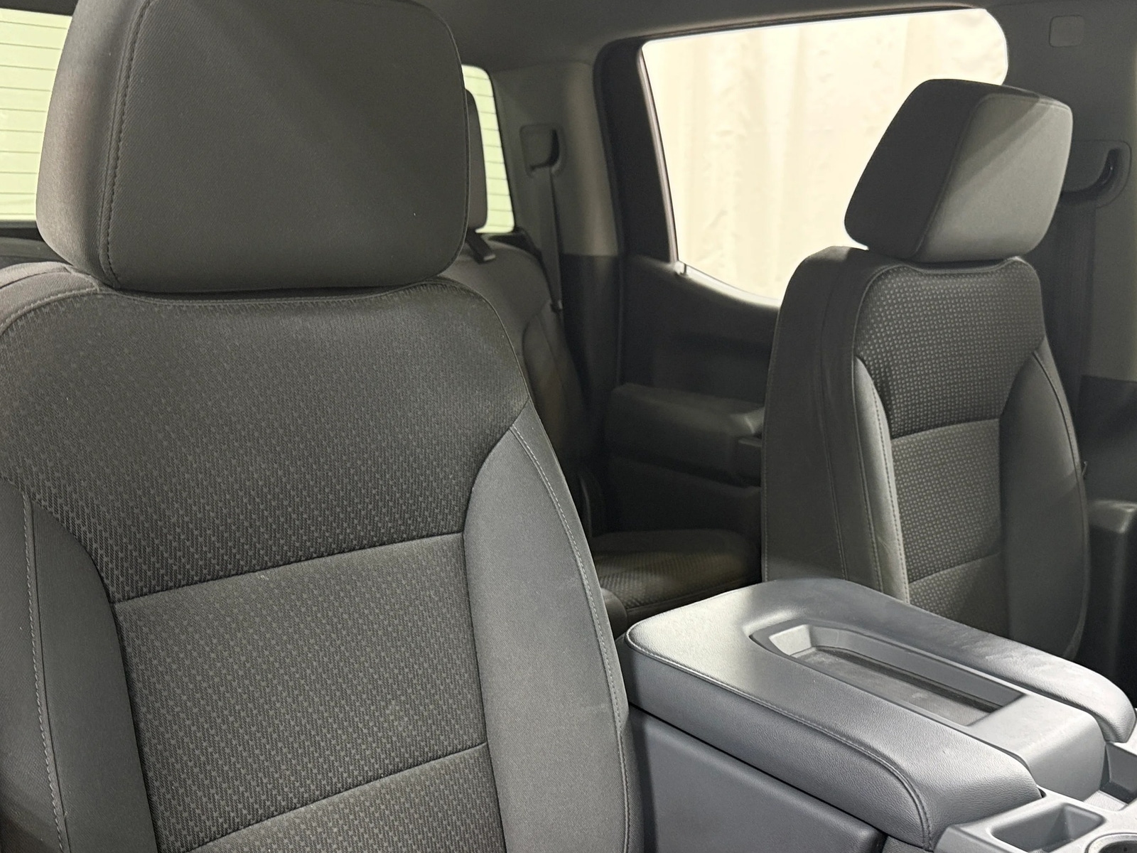 Thumbnail: 2019 Chevrolet Silverado 1500 - 2