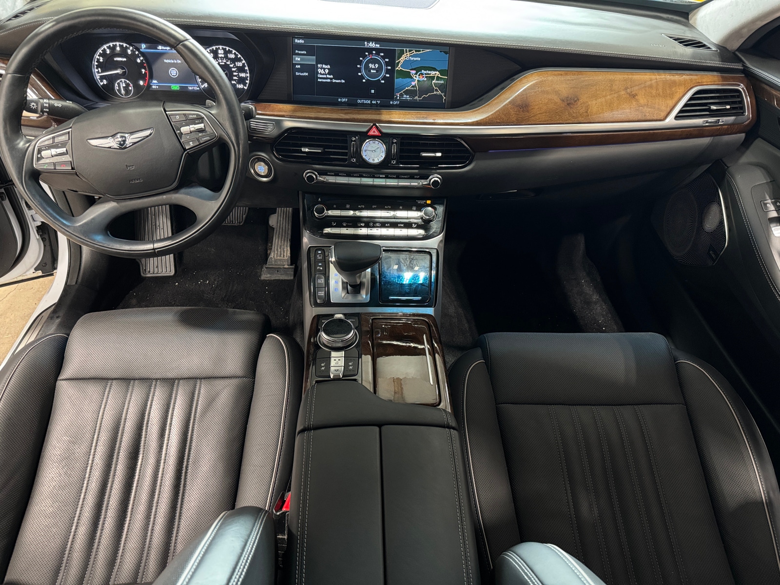 Thumbnail: 2019 Genesis G90 - 2