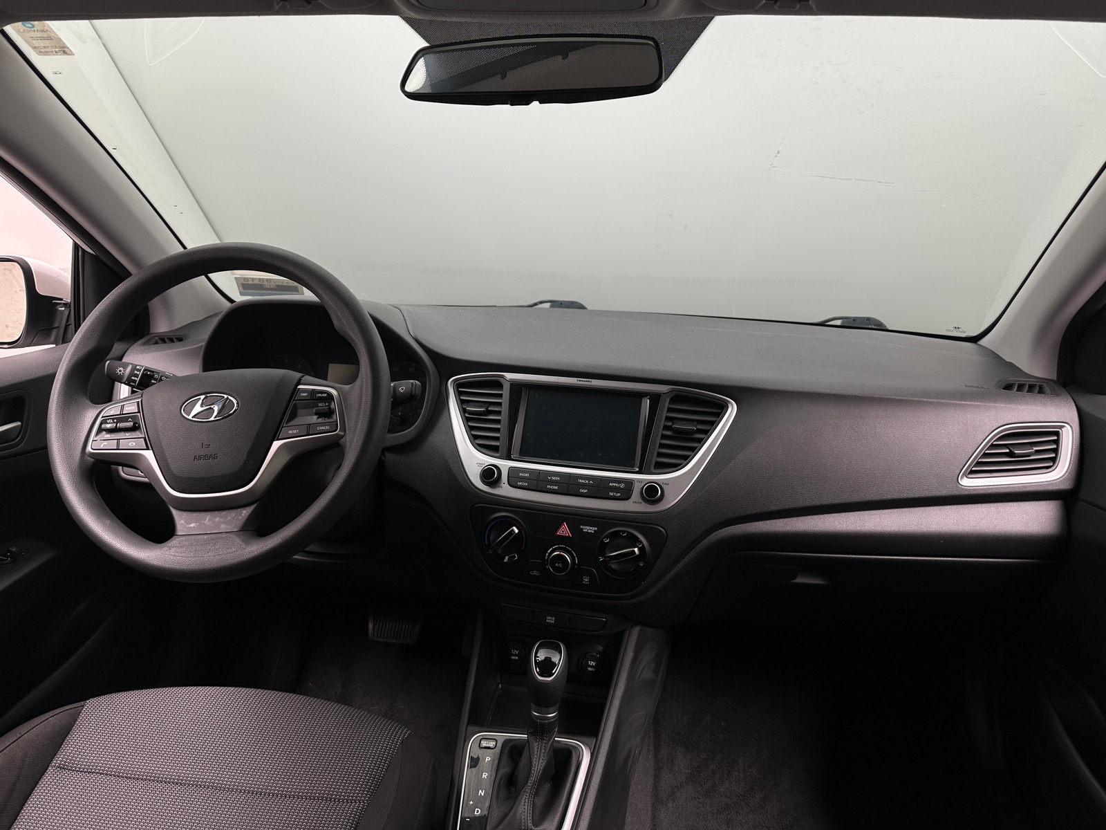 Thumbnail: 2022 Hyundai Accent - 3