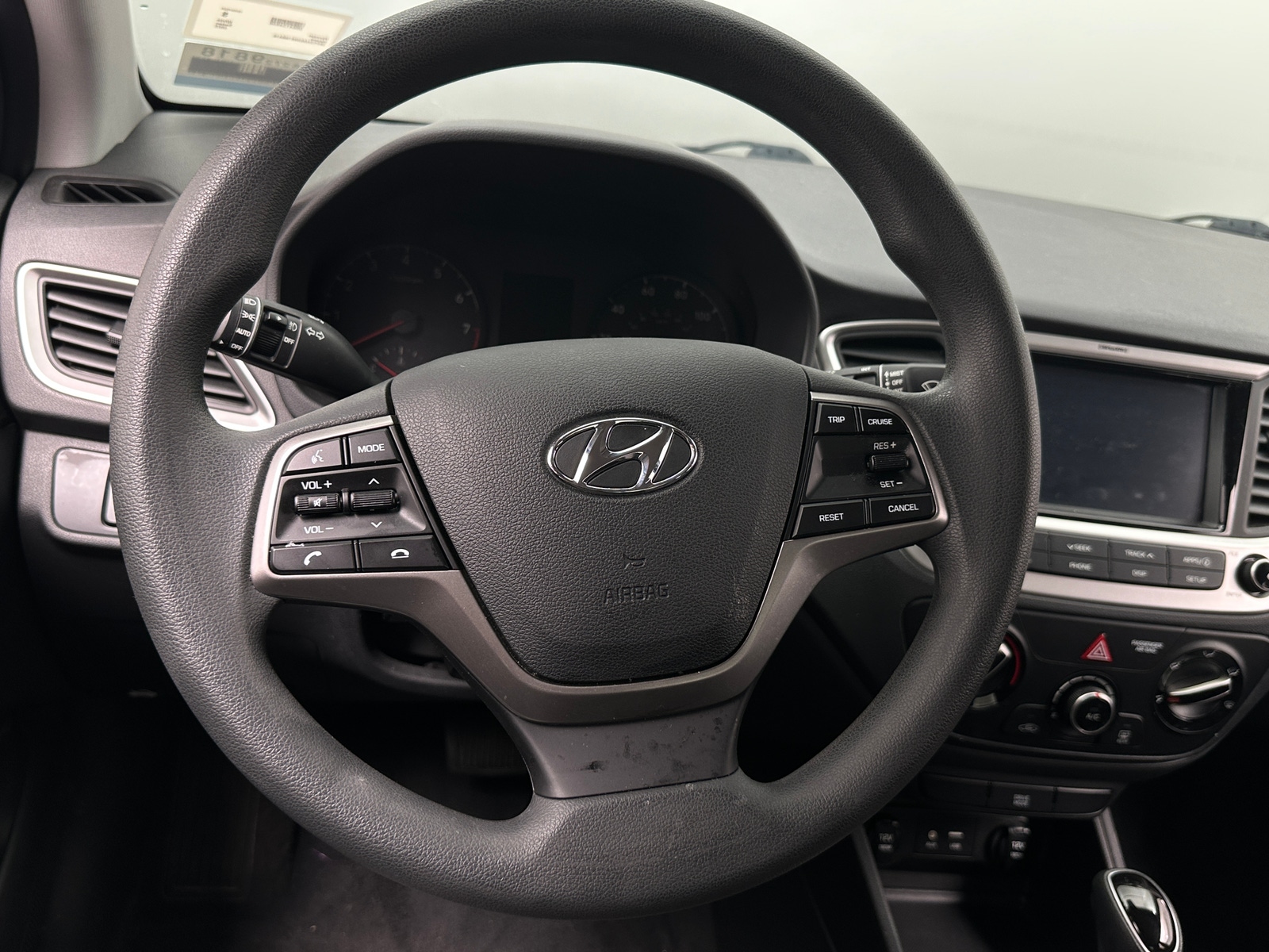 Thumbnail: 2022 Hyundai Accent - 5