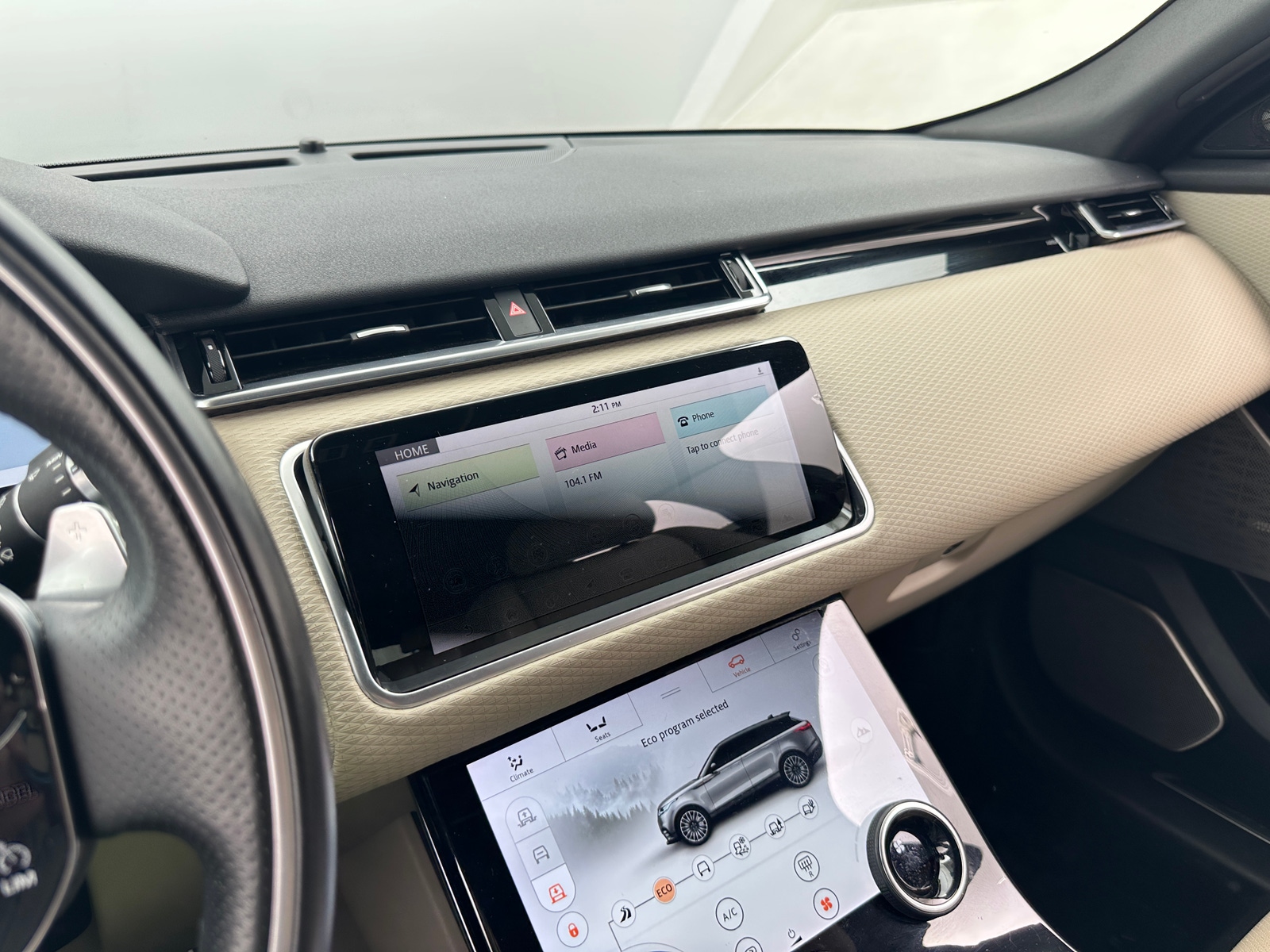 Thumbnail: 2018 Land Rover Range Rover Velar - 3