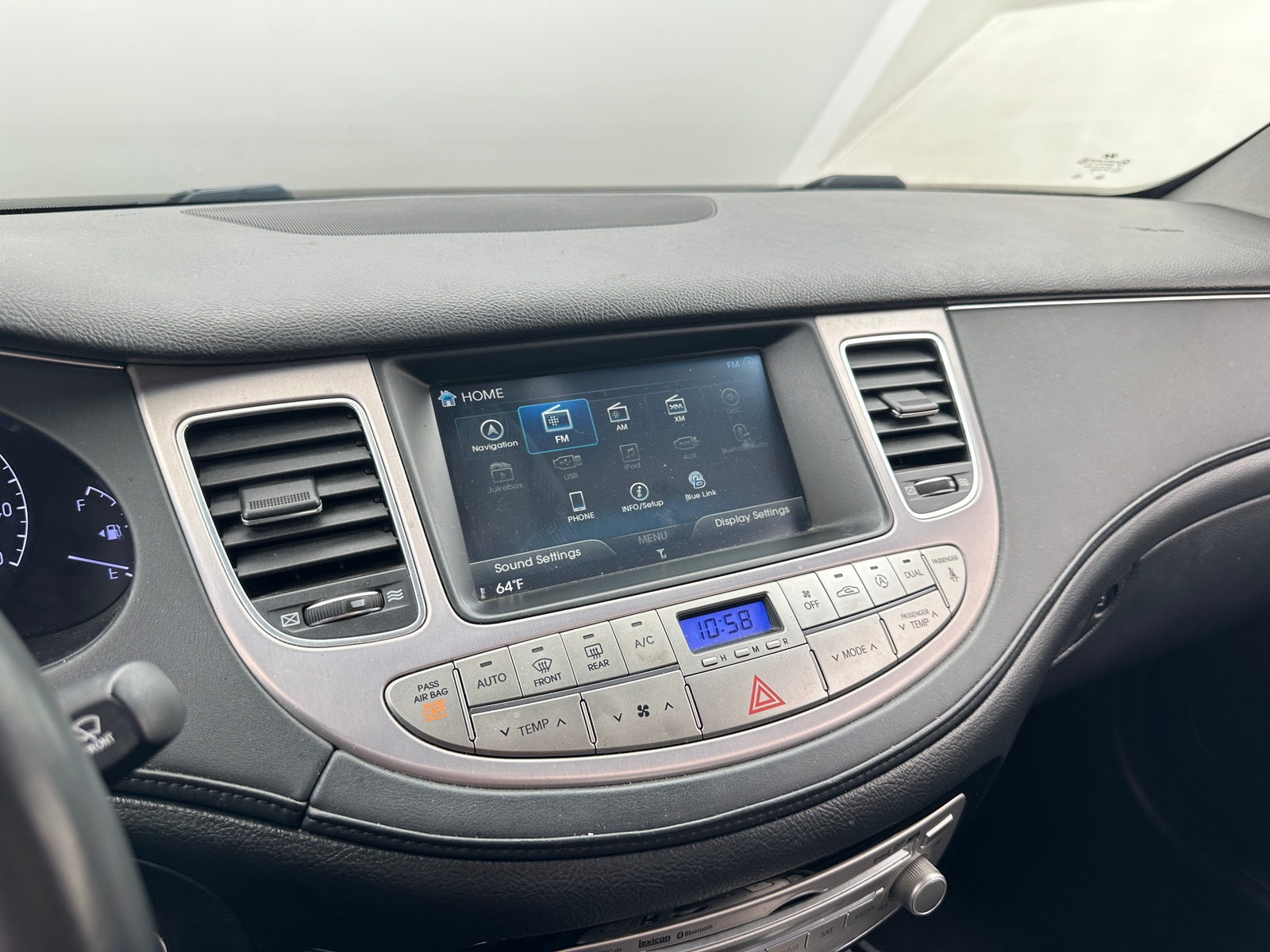 Thumbnail: 2013 Hyundai Genesis - 3