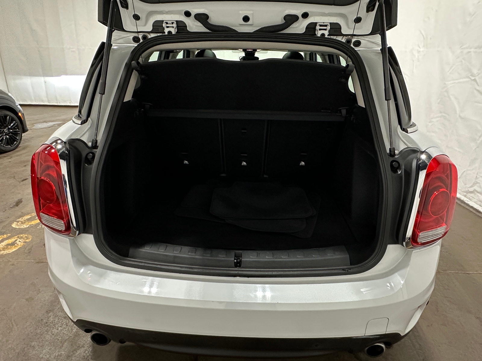 Thumbnail: 2019 MINI Cooper Countryman - 6