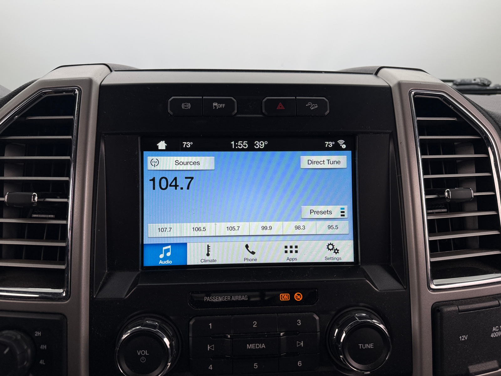 Thumbnail: 2017 Ford Econoline - 4