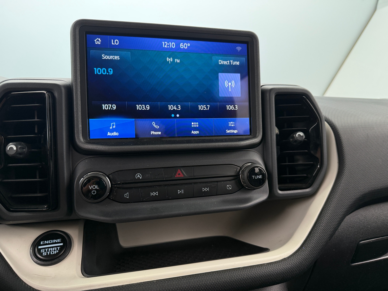 Thumbnail: 2024 Ford Bronco Sport - 4