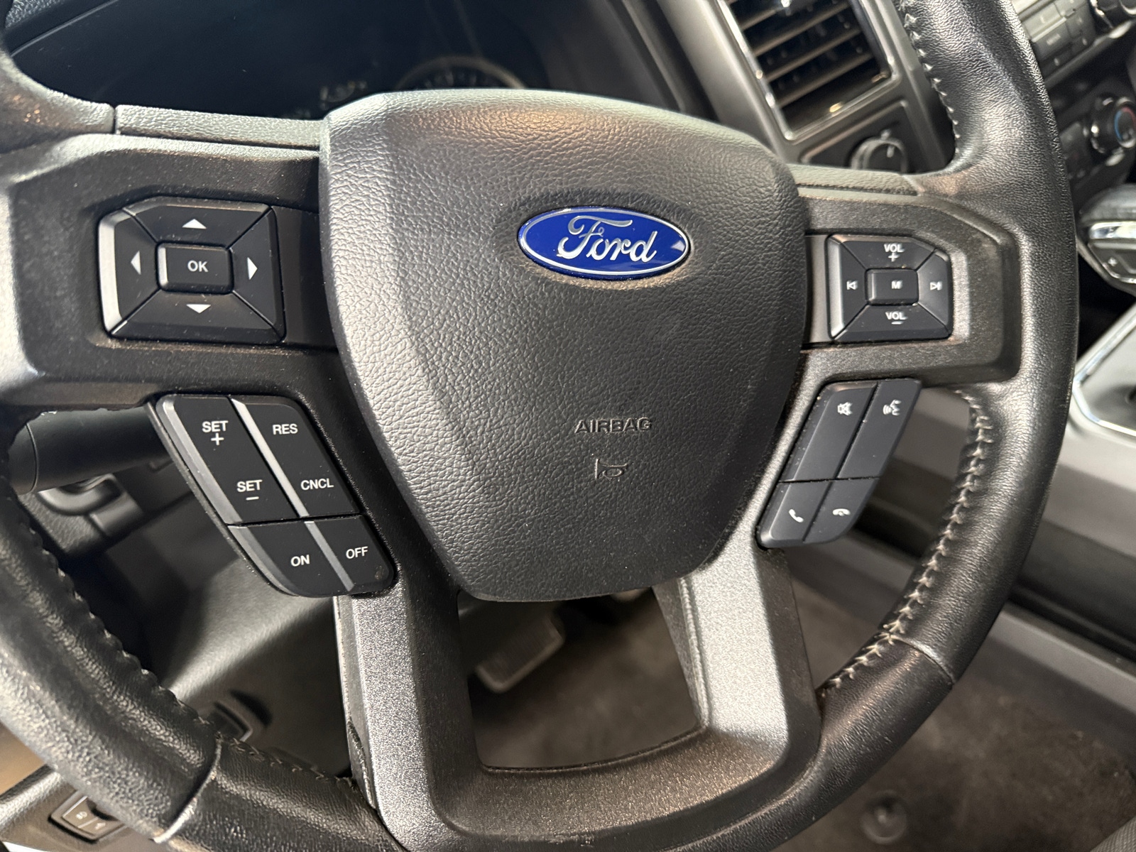 Thumbnail: 2020 Ford Econoline - 5