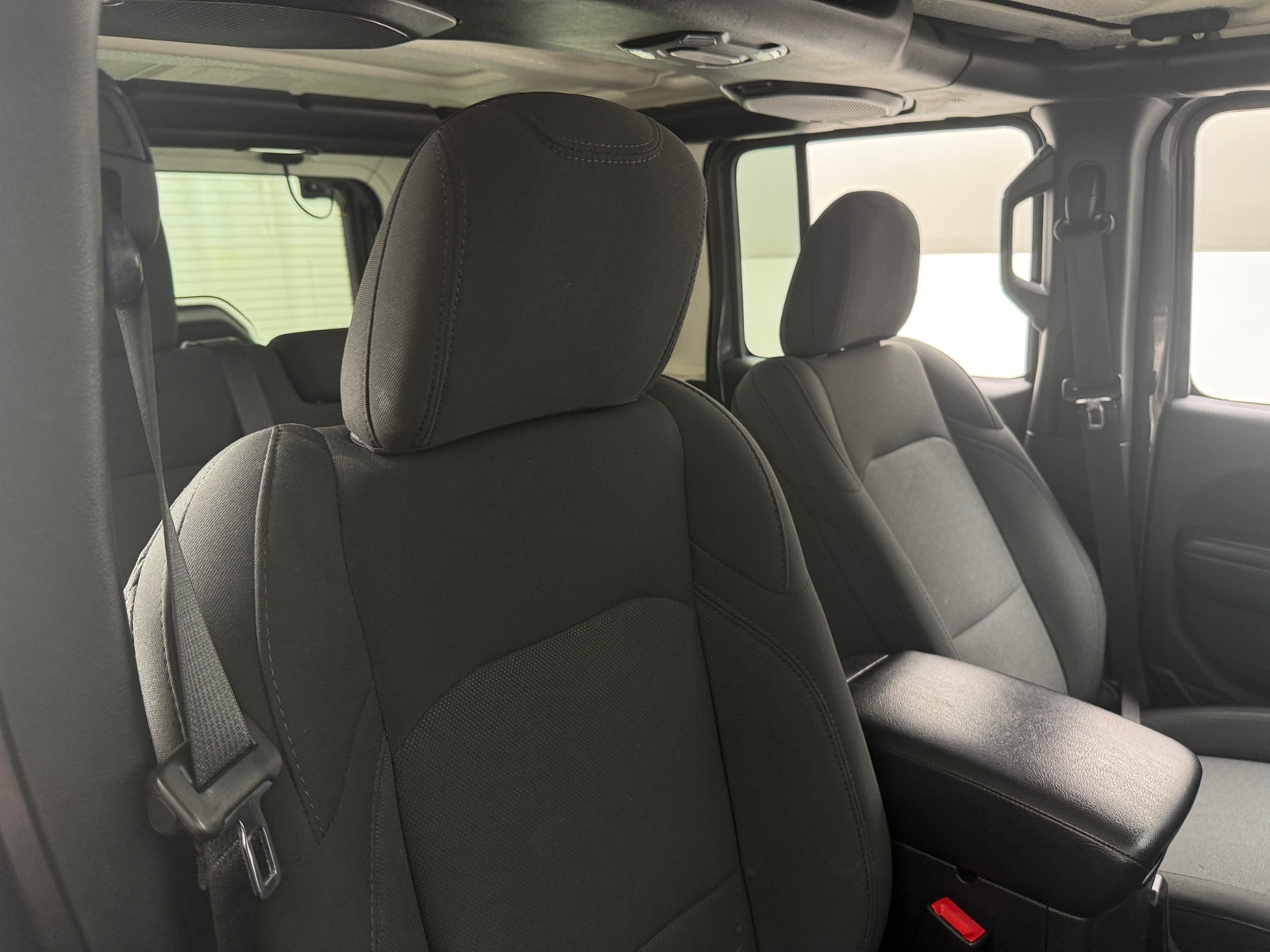 Thumbnail: 2019 Jeep Wrangler - 2