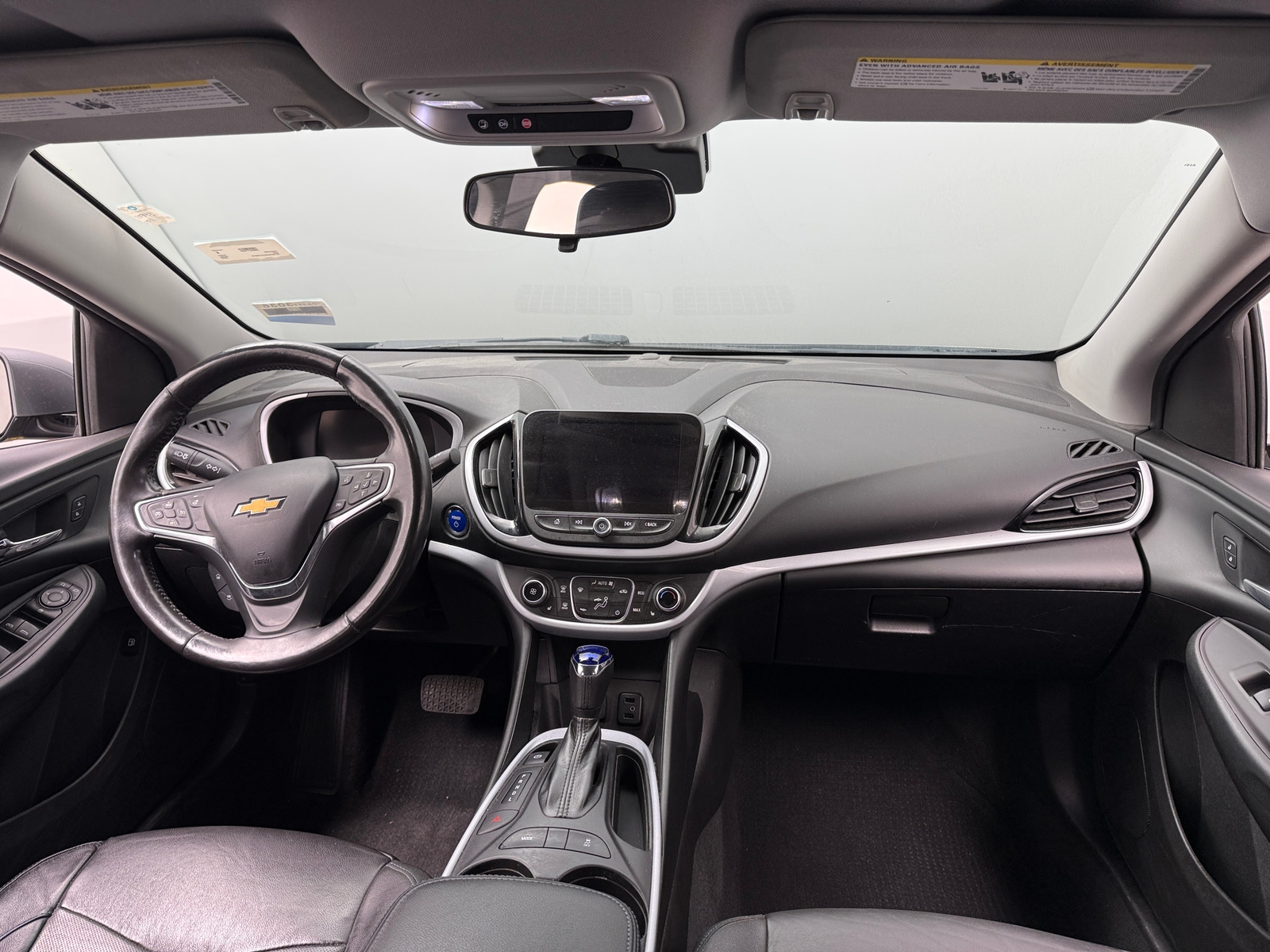 Thumbnail: 2018 Chevrolet Volt - 3