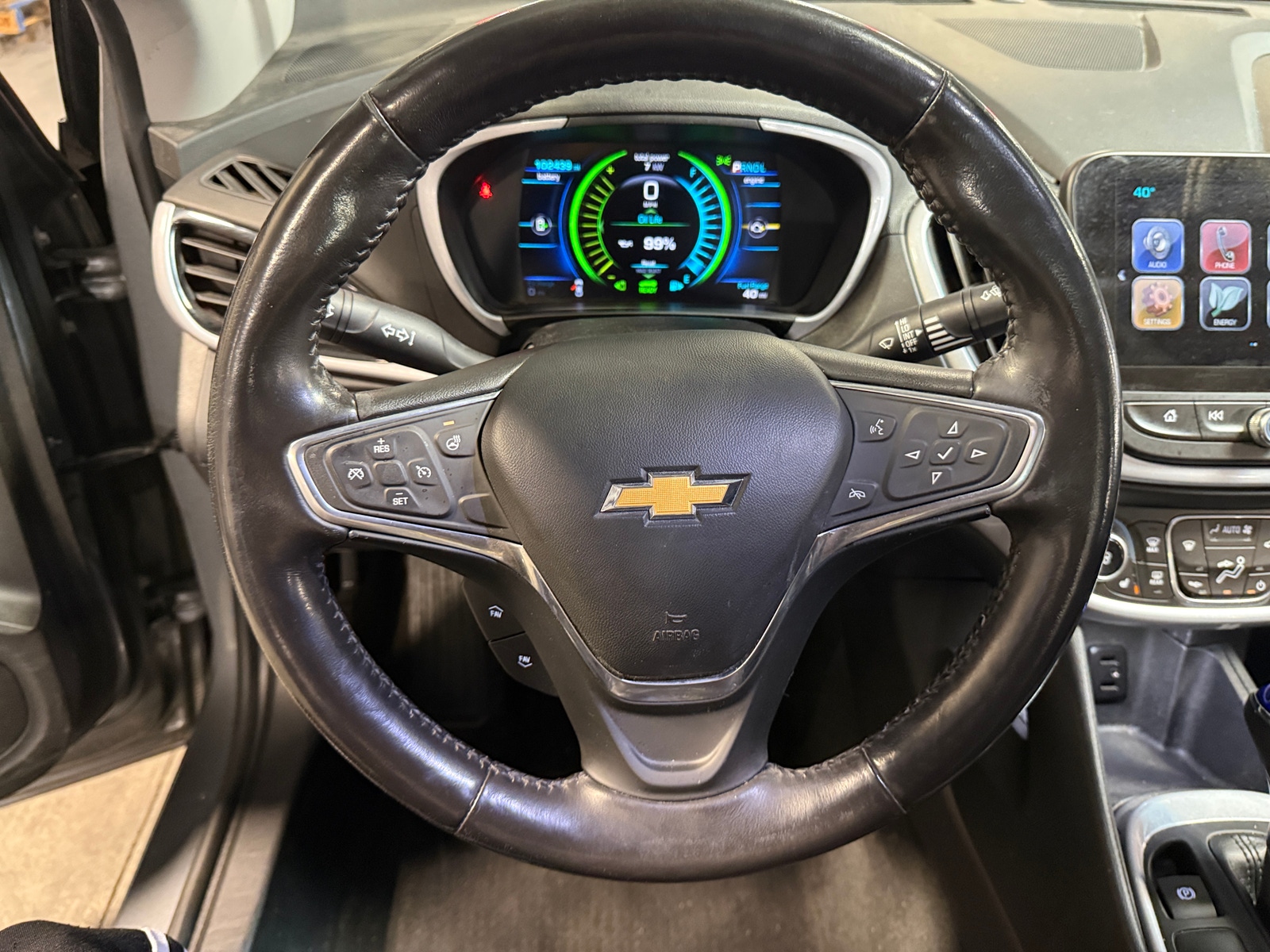 Thumbnail: 2018 Chevrolet Volt - 5