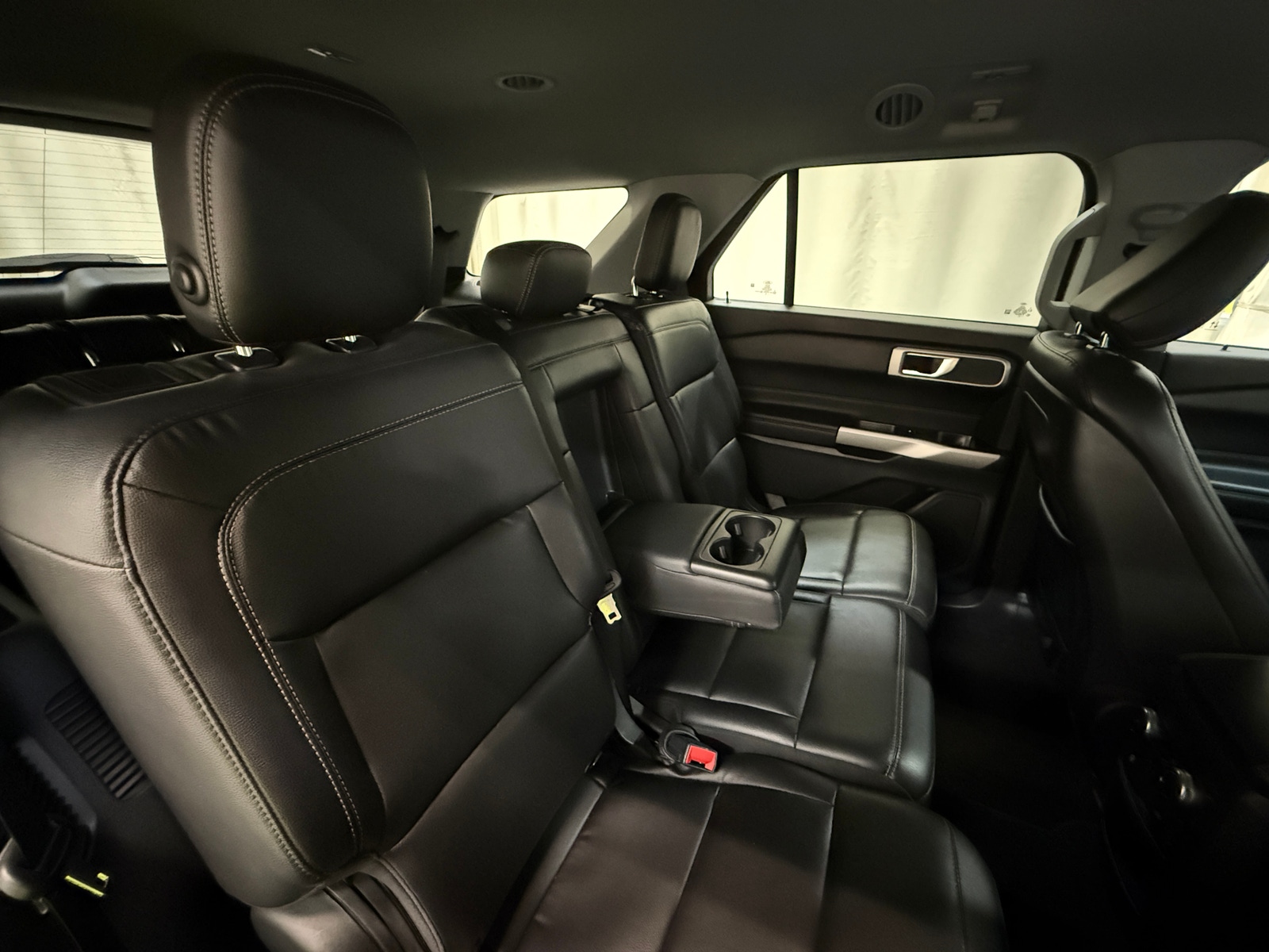 Thumbnail: 2020 Ford Explorer - 5