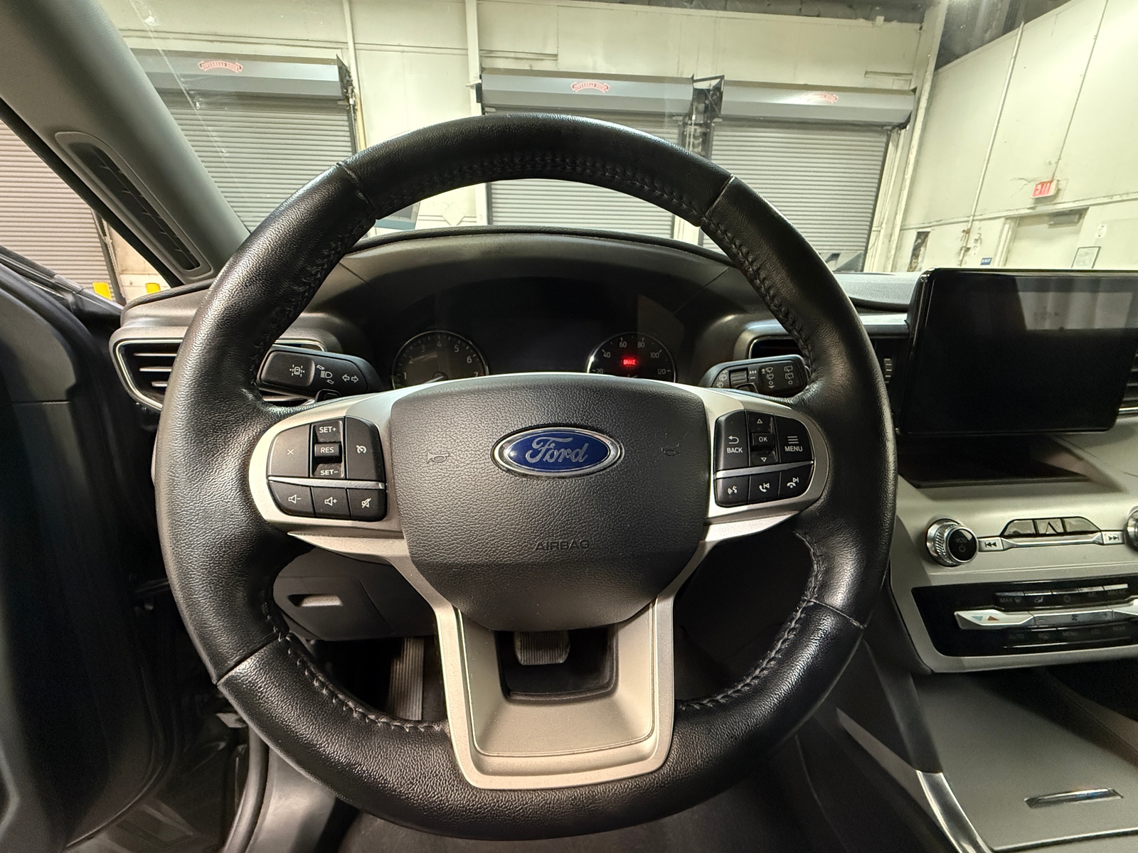 Thumbnail: 2020 Ford Explorer - 4