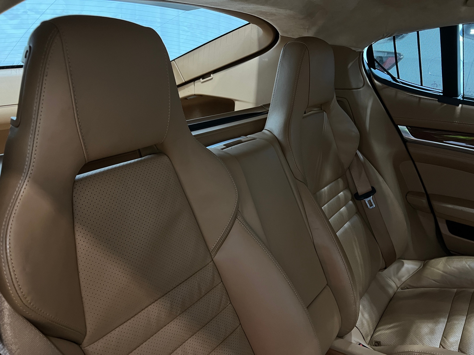 Thumbnail: 2010 Porsche Panamera - 5