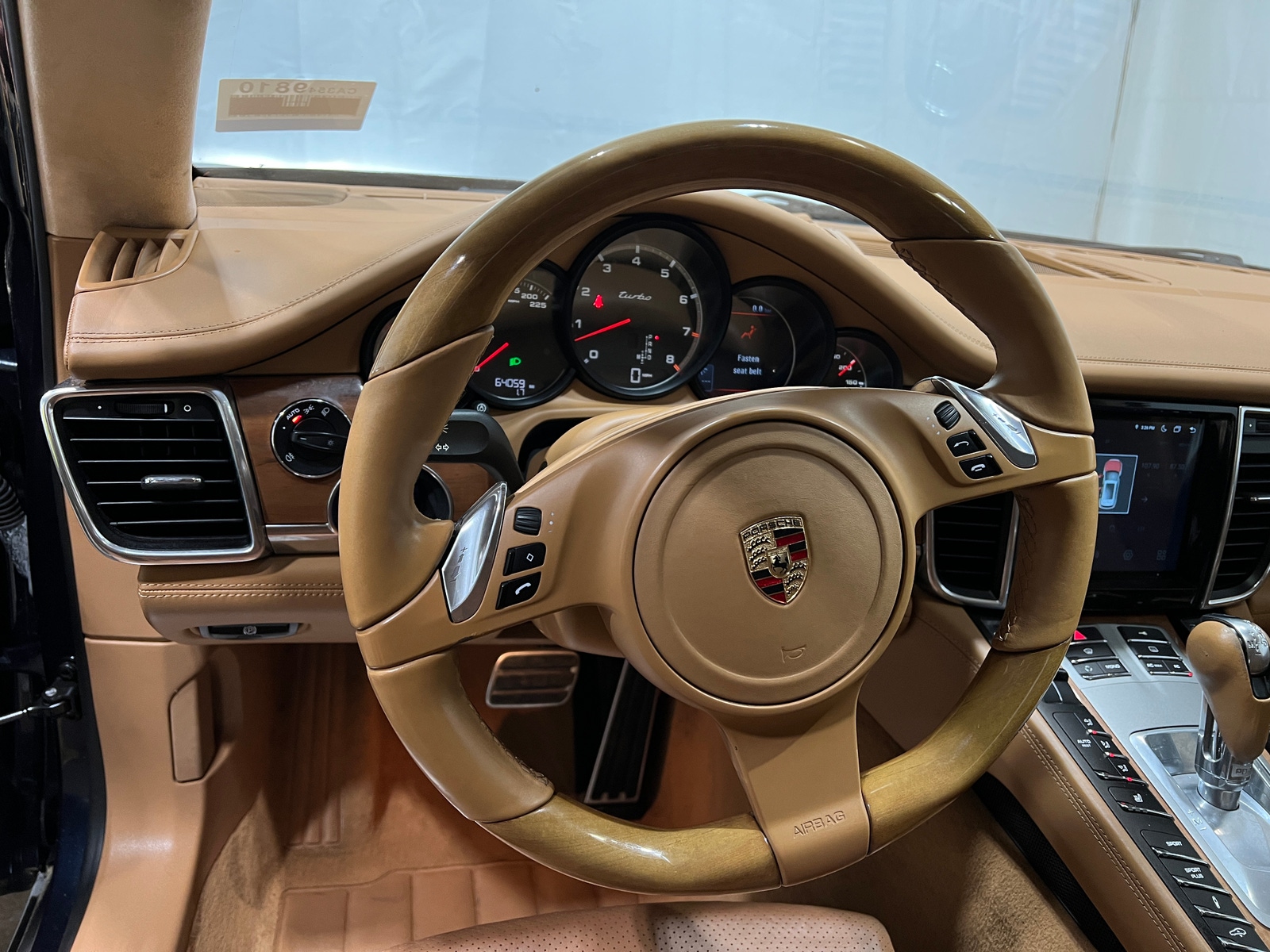 Thumbnail: 2010 Porsche Panamera - 4