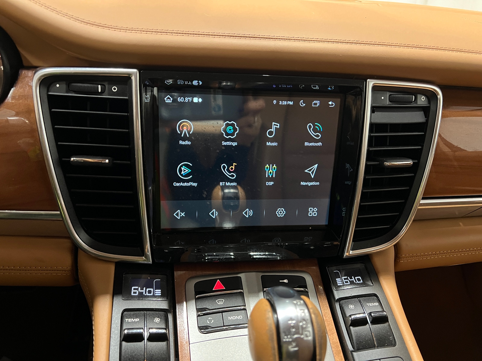 Thumbnail: 2010 Porsche Panamera - 3