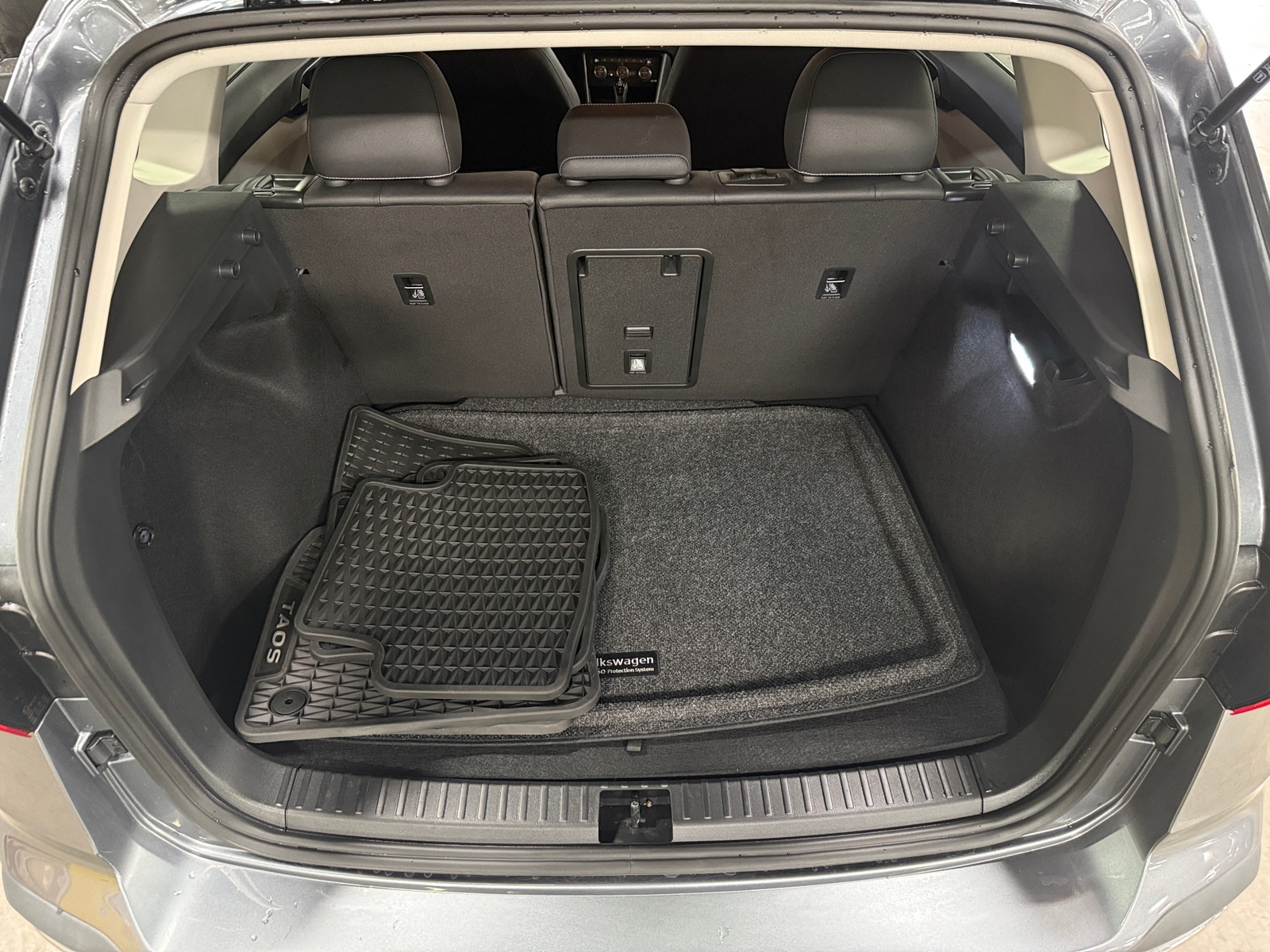 Thumbnail: 2024 Volkswagen Taos - 6