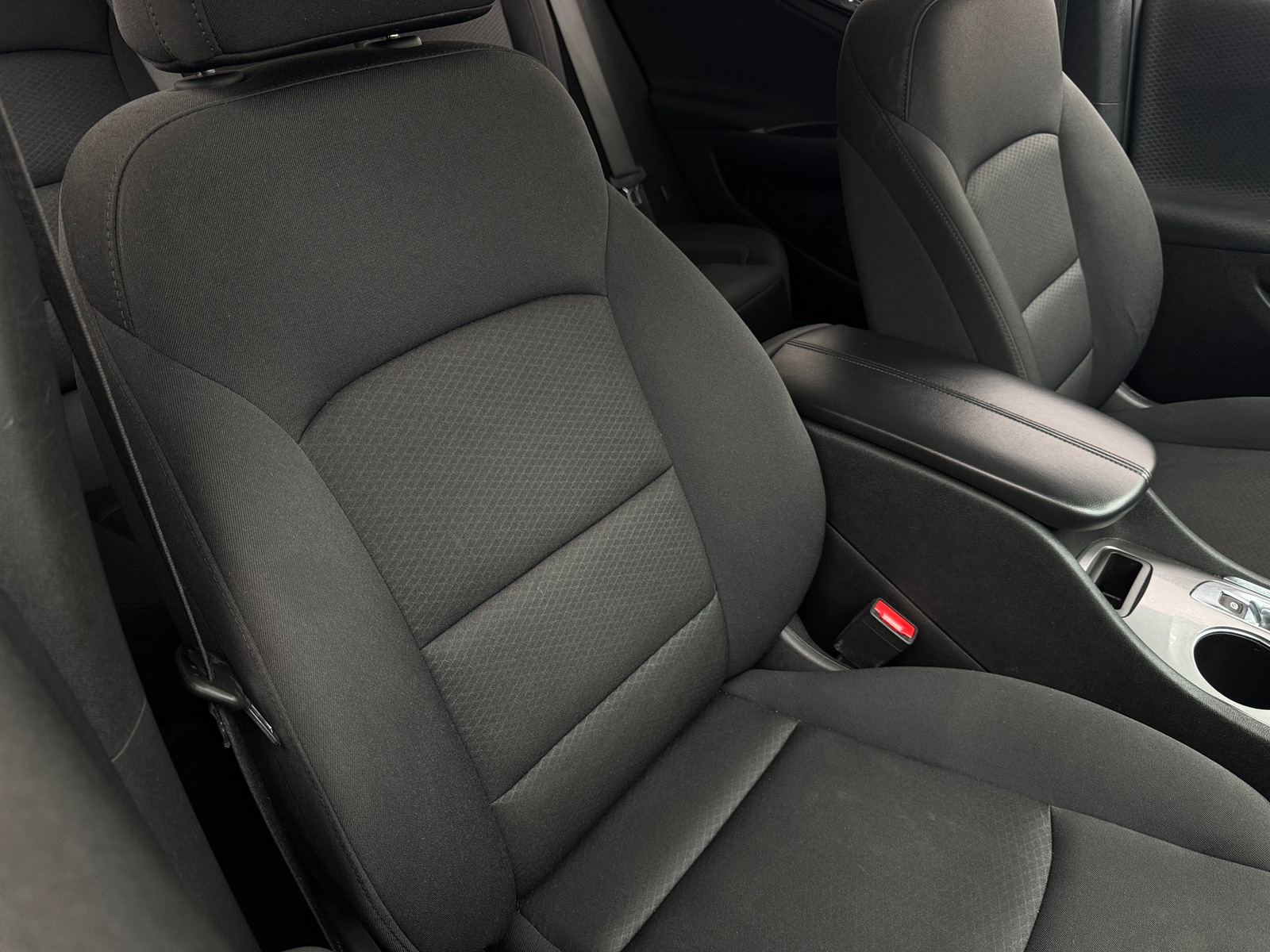 Thumbnail: 2024 Chevrolet Malibu - 2