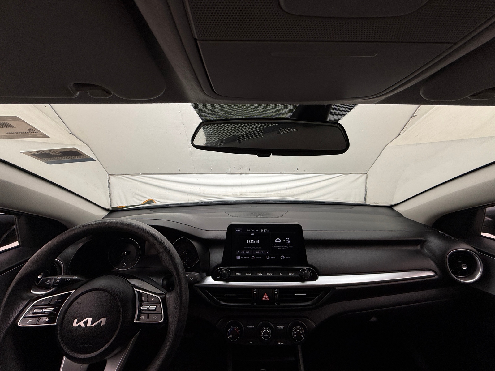 Thumbnail: 2023 Kia Forte - 3