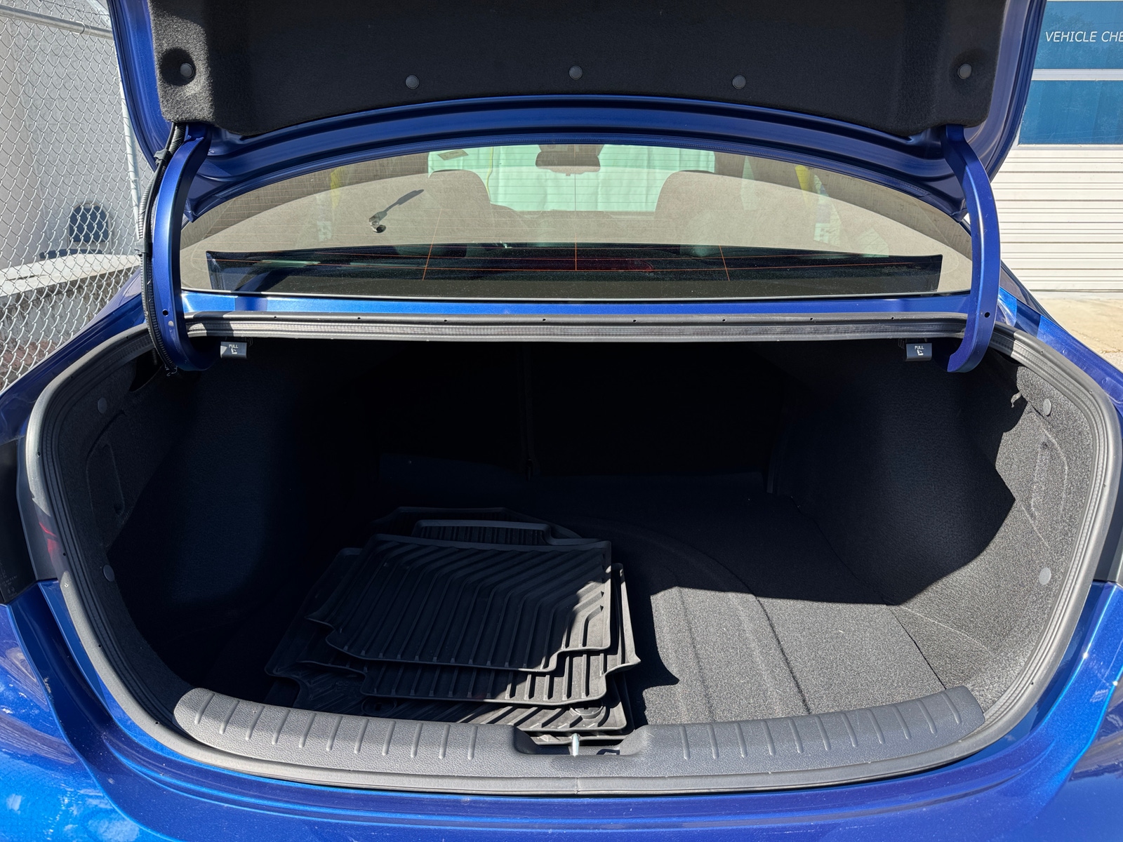 Thumbnail: 2024 Kia Forte - 7