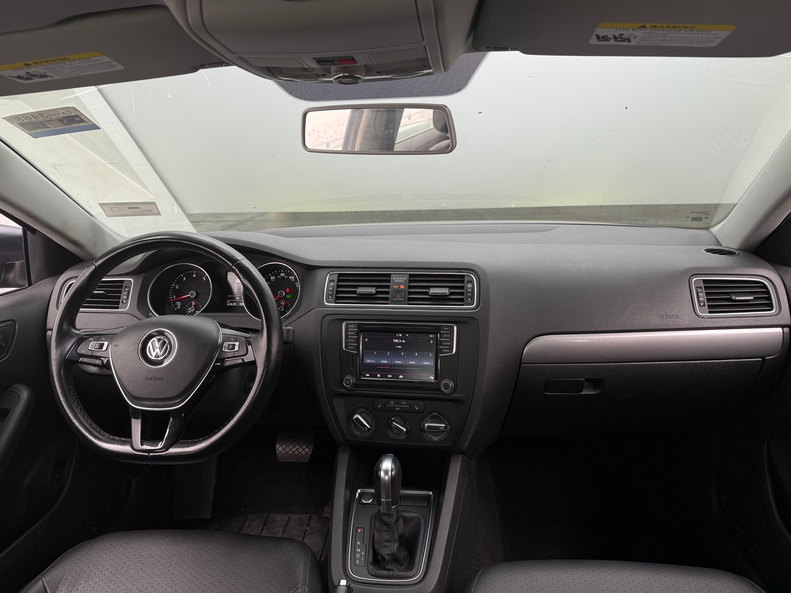 Thumbnail: 2017 Volkswagen Jetta - 2