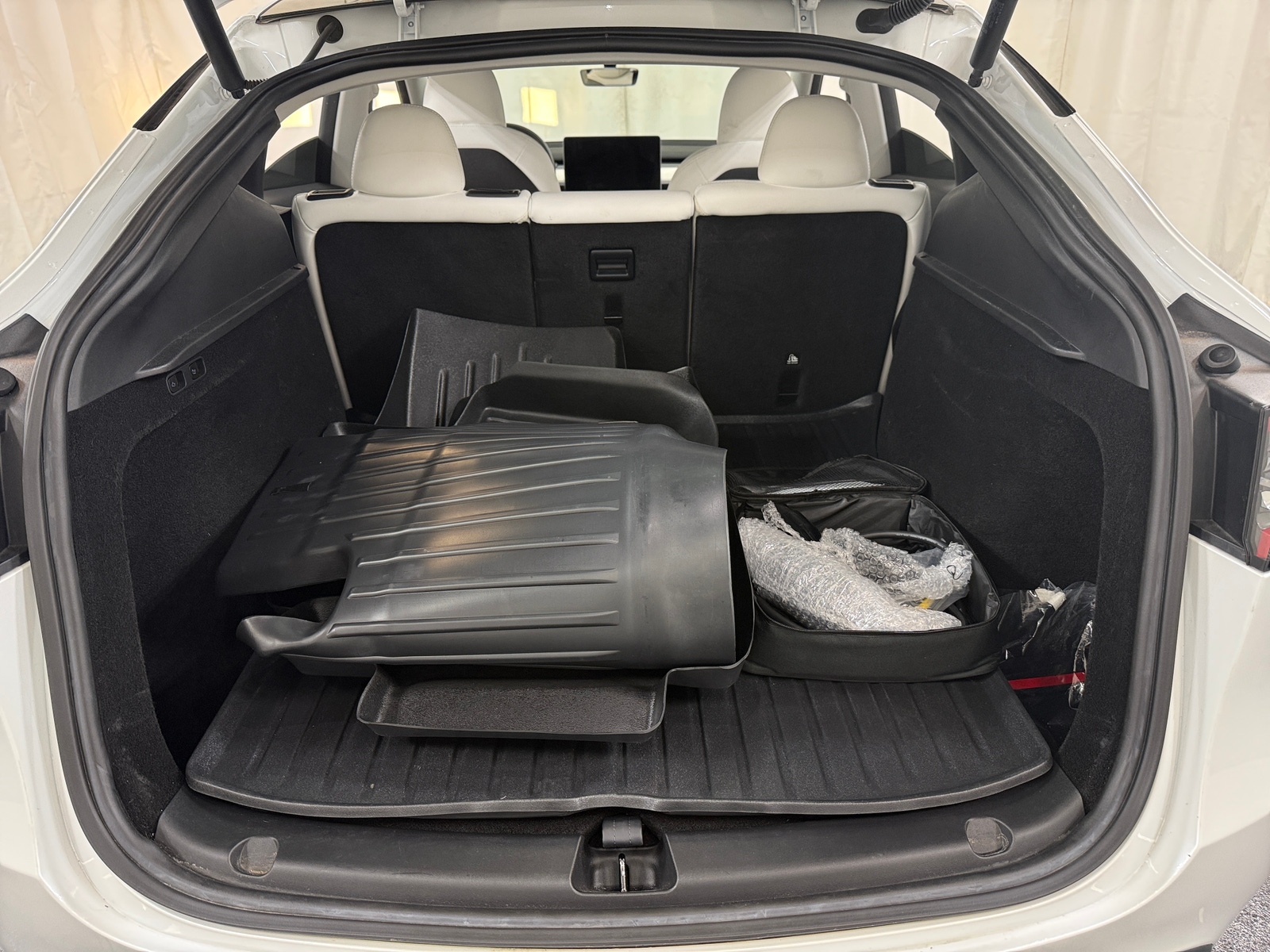 Thumbnail: 2023 Tesla Model Y - 5